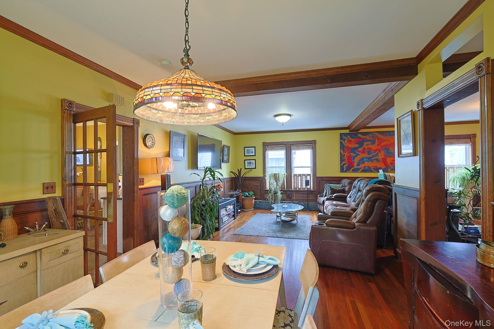 8 Bartlett Street Property Photo 12