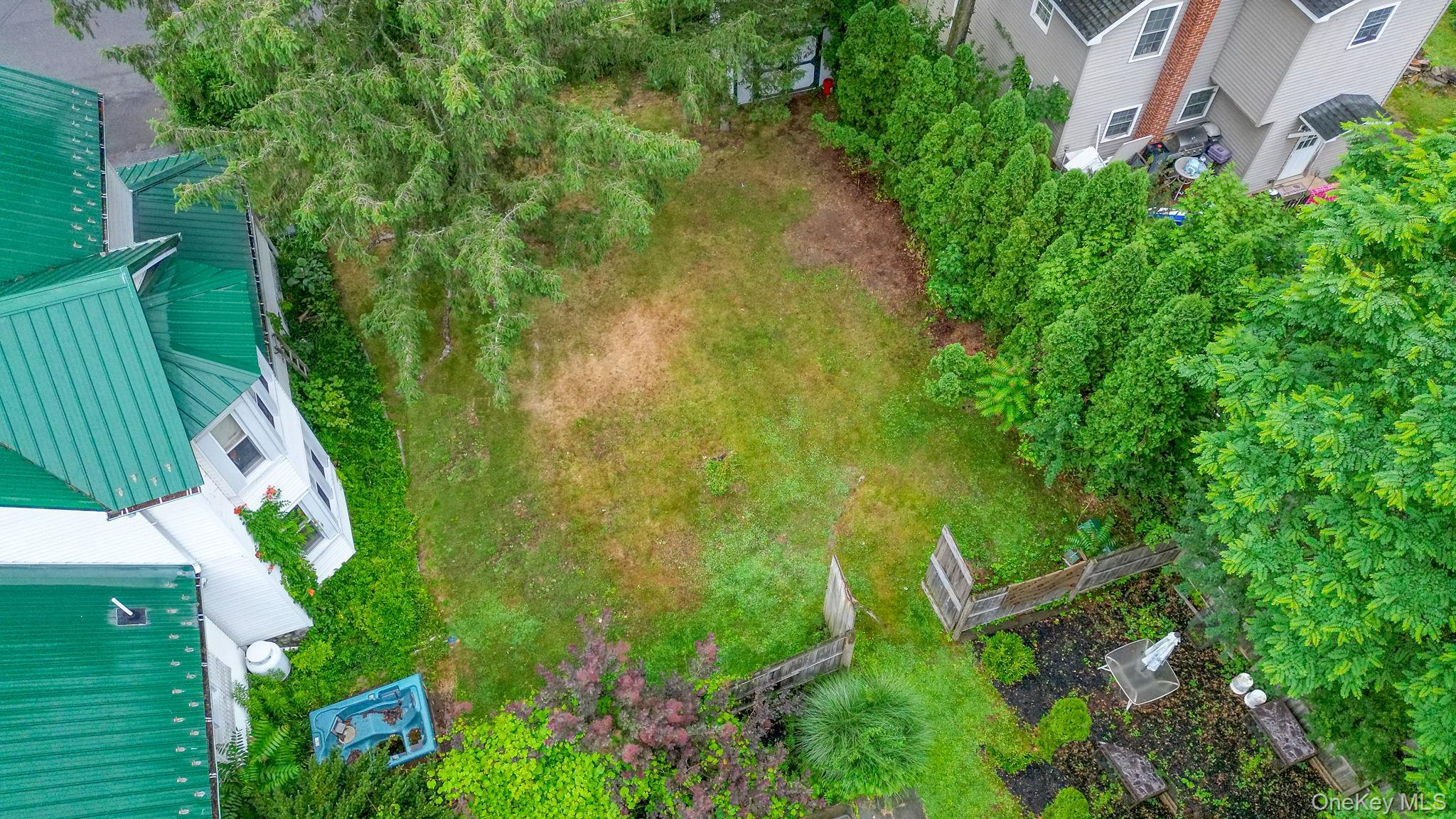 8 Bartlett Street Property Photo 29