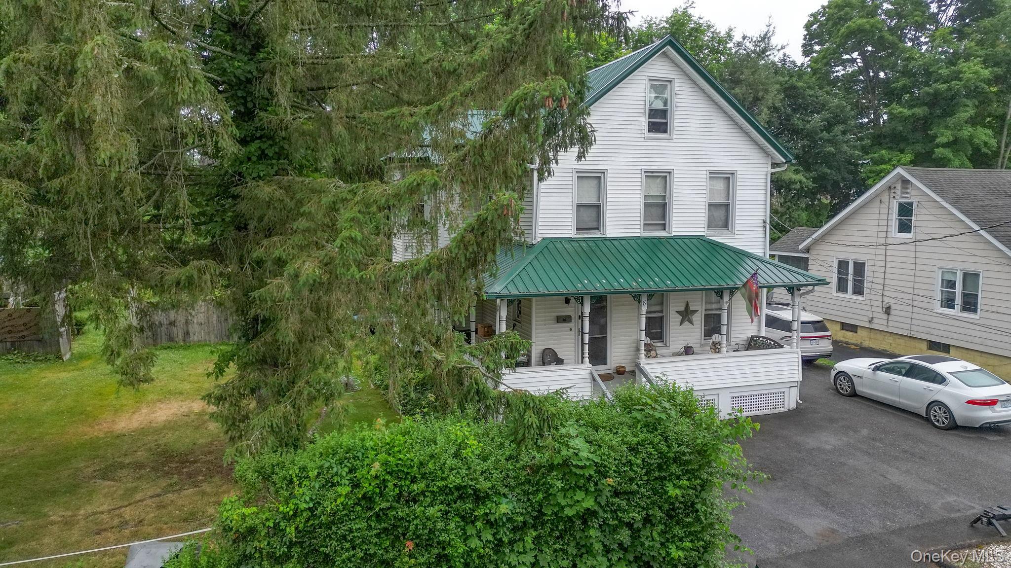 8 Bartlett Street Property Photo 37