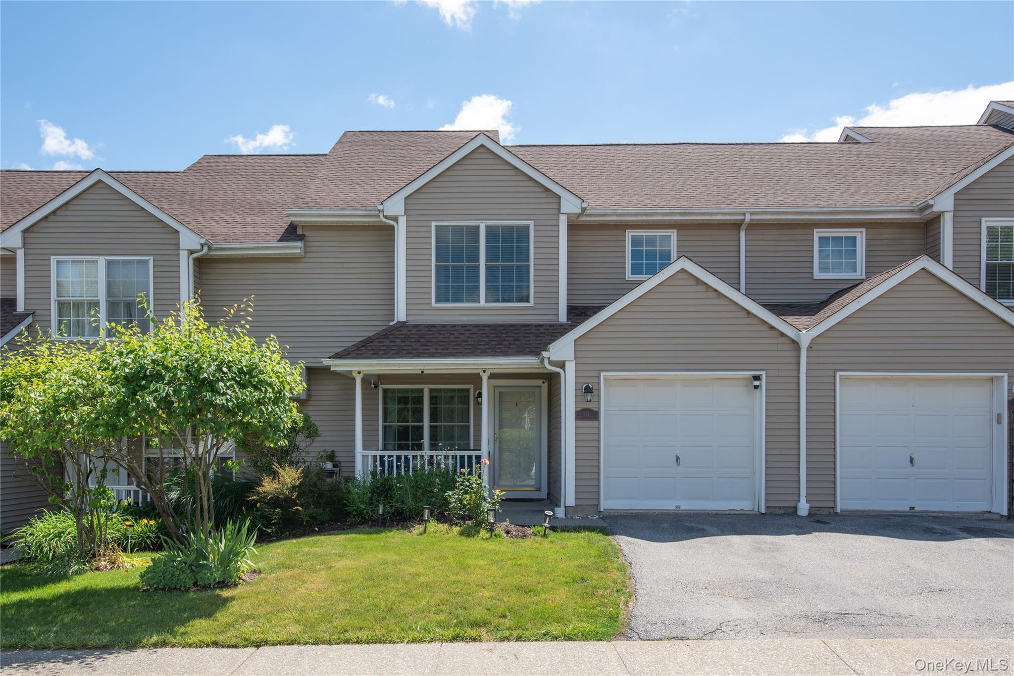 114 Sparrow Ridge Road 22C Property Photo 1