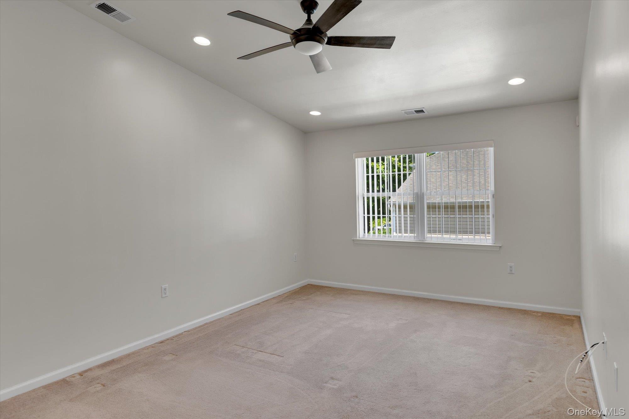 160 Christine Drive Property Photo 13