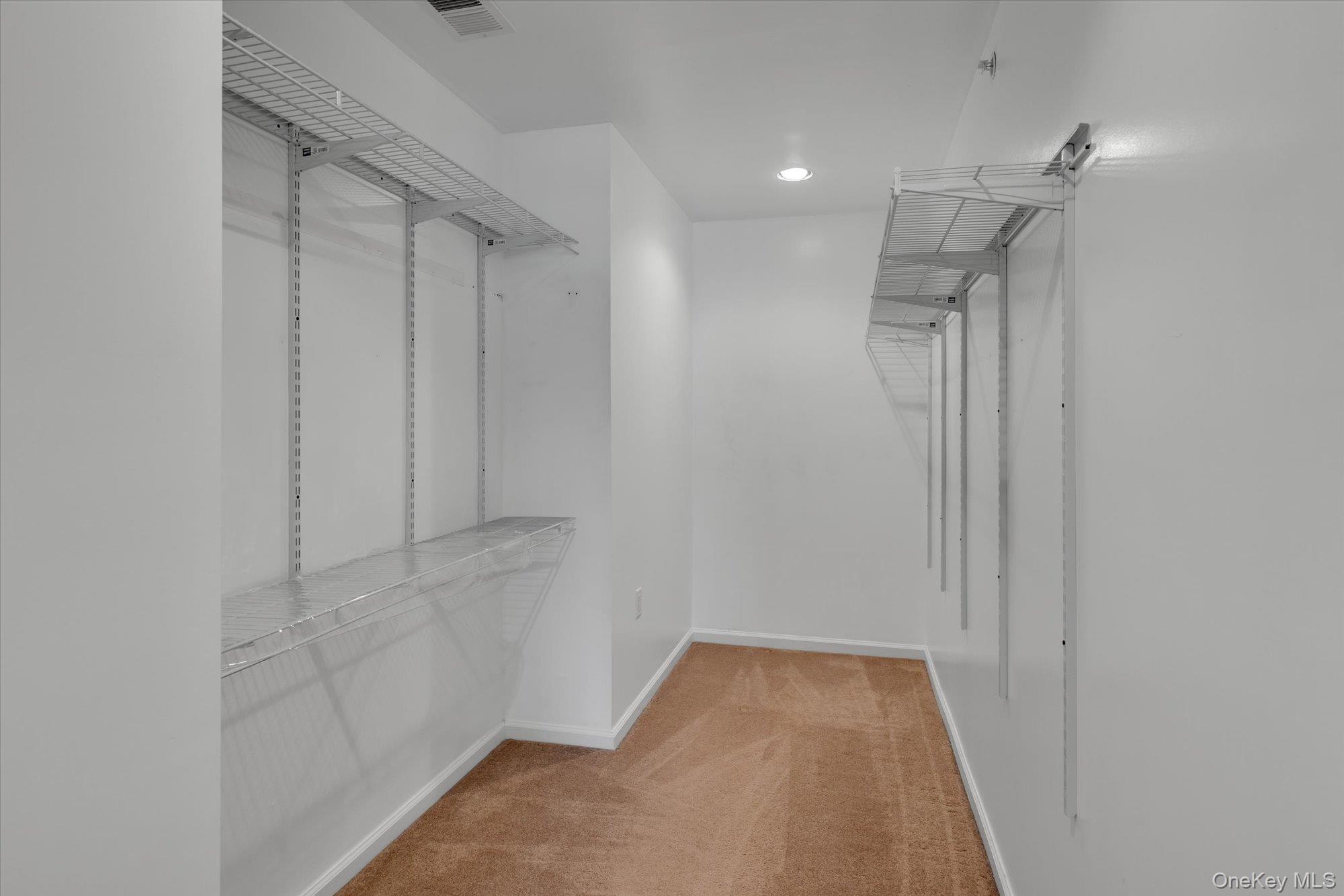 160 Christine Drive Property Photo 14