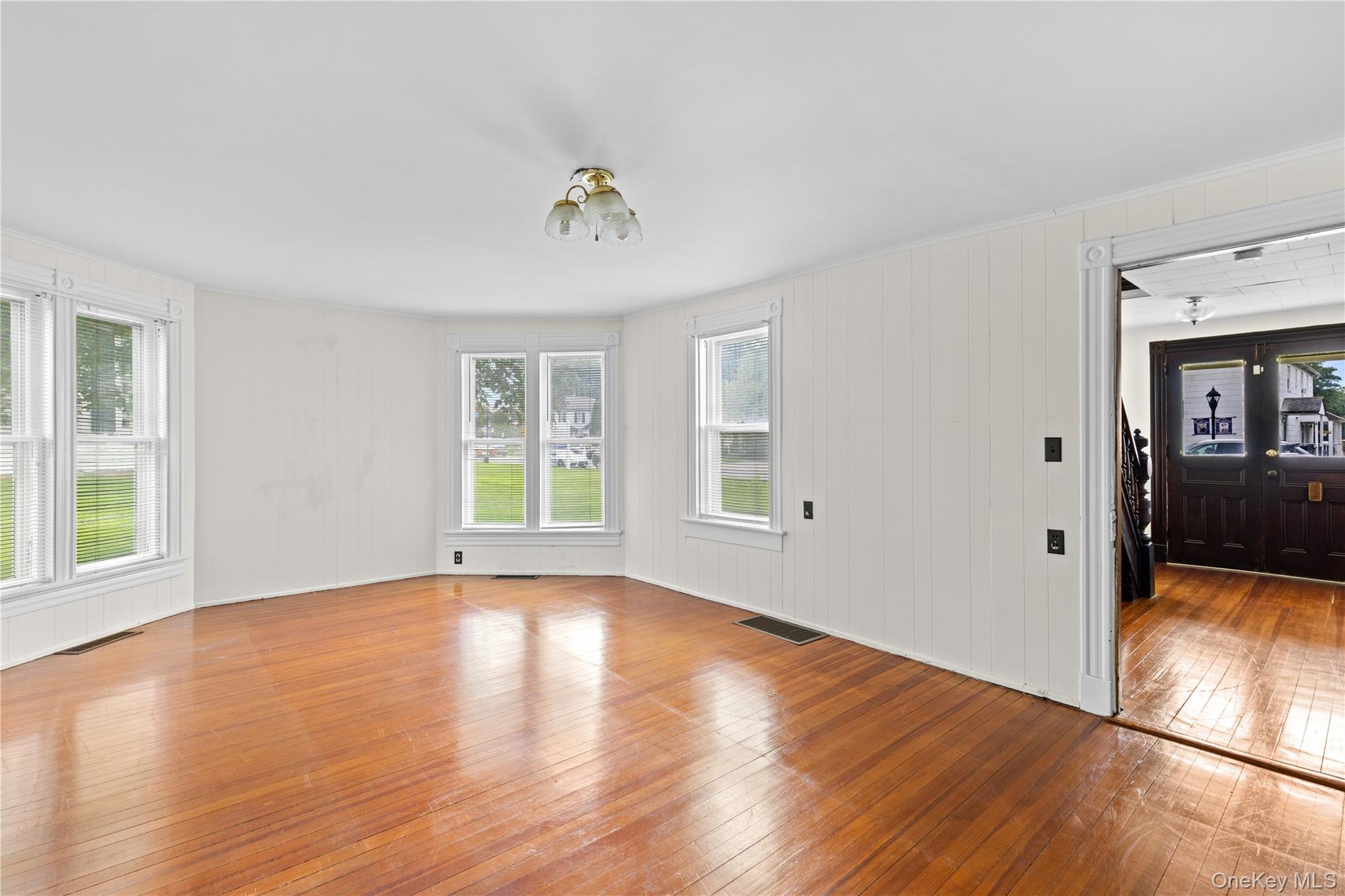 1586 Main Road Property Photo 5