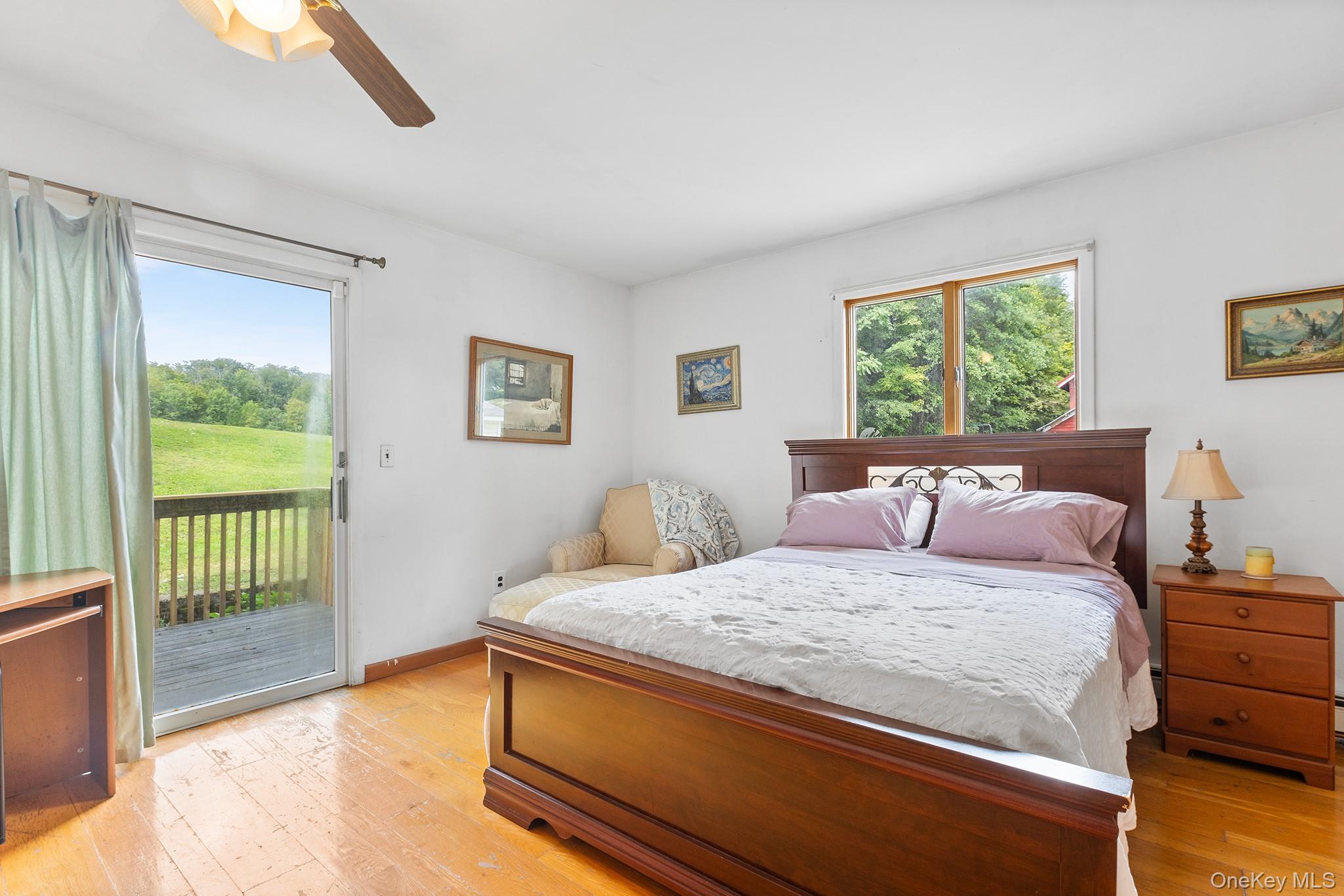 37 S Plank Road Property Photo 12