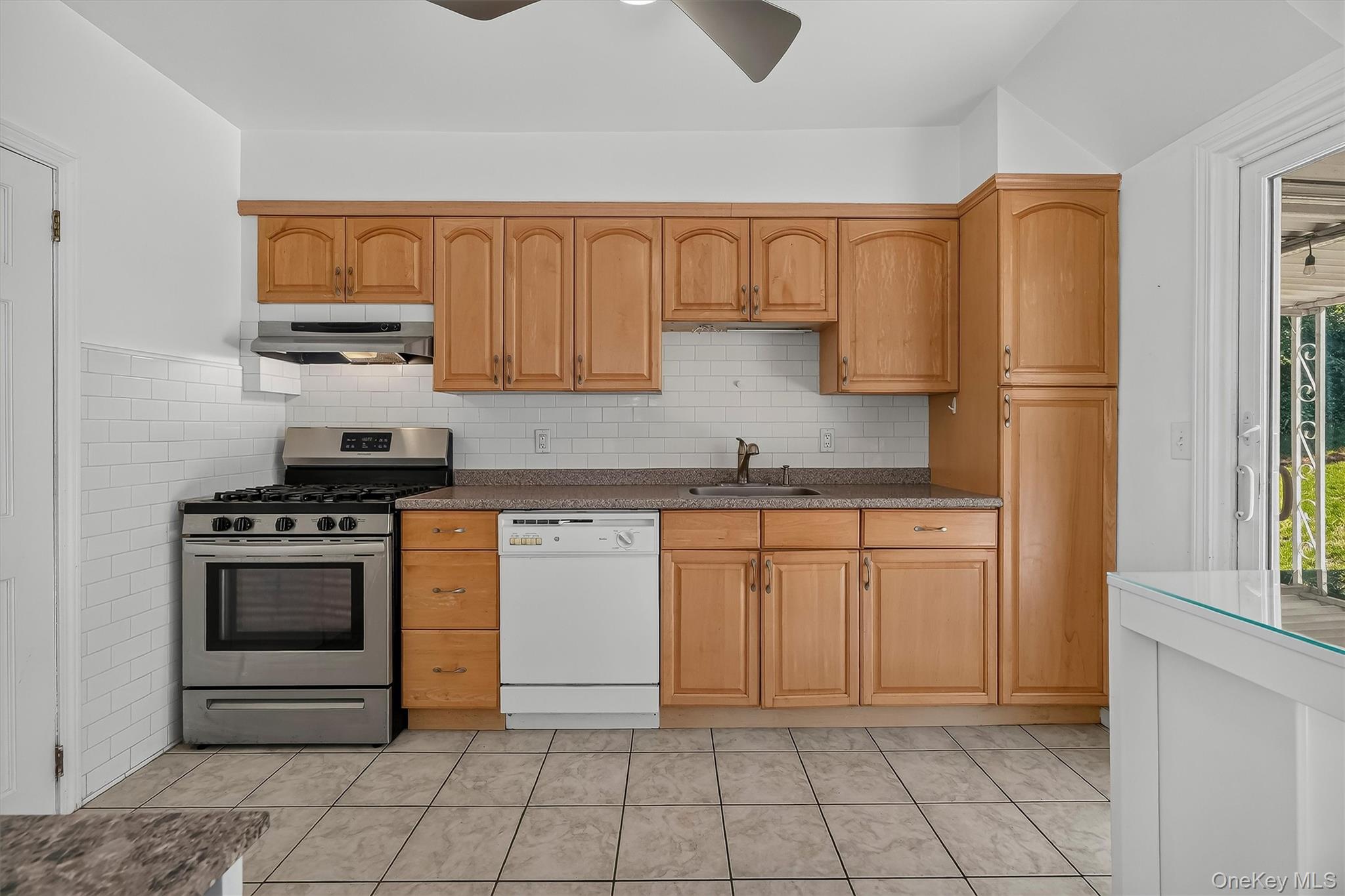 29-31 N Ridge Street Property Photo 10