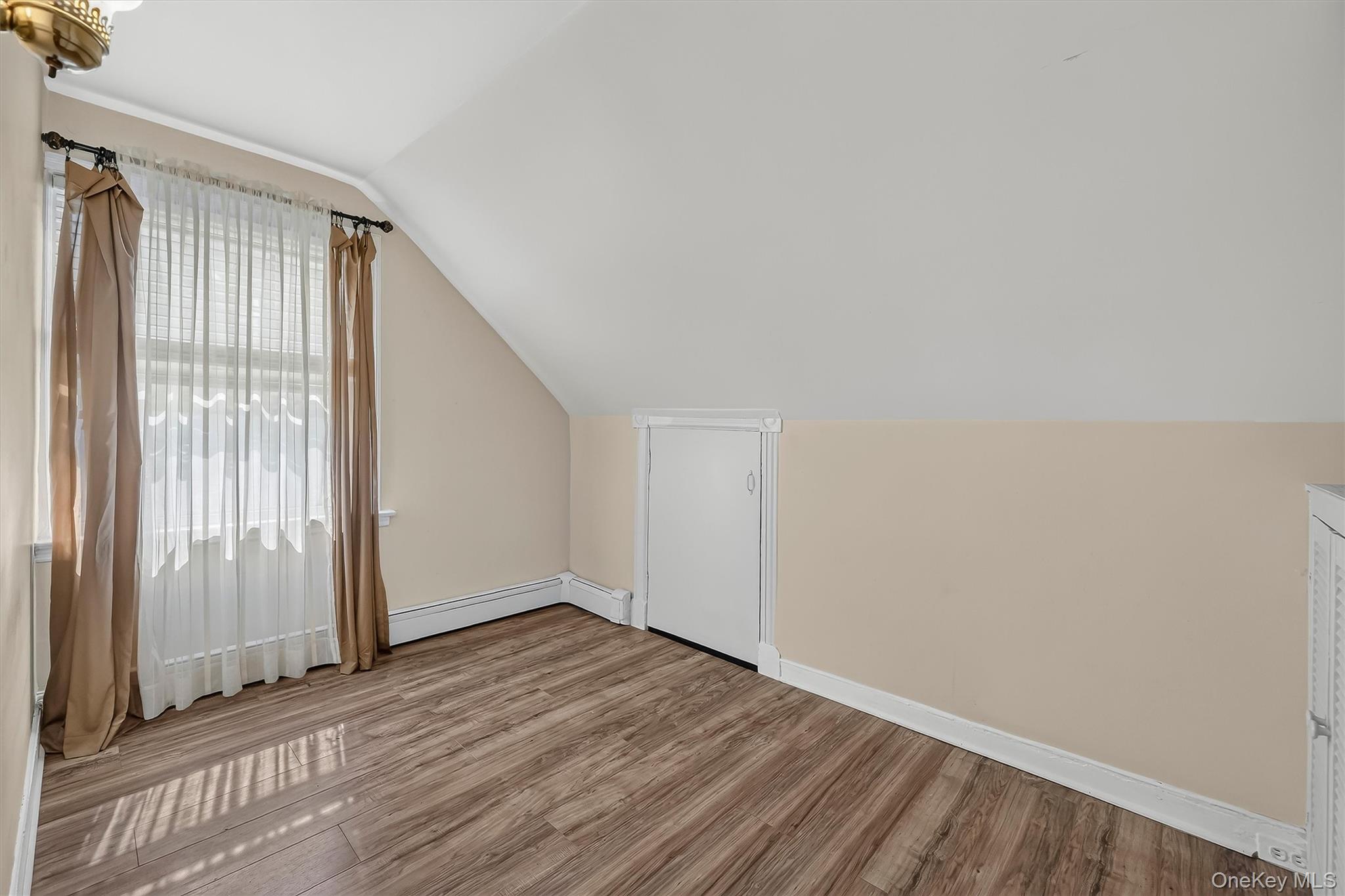 29-31 N Ridge Street Property Photo 14