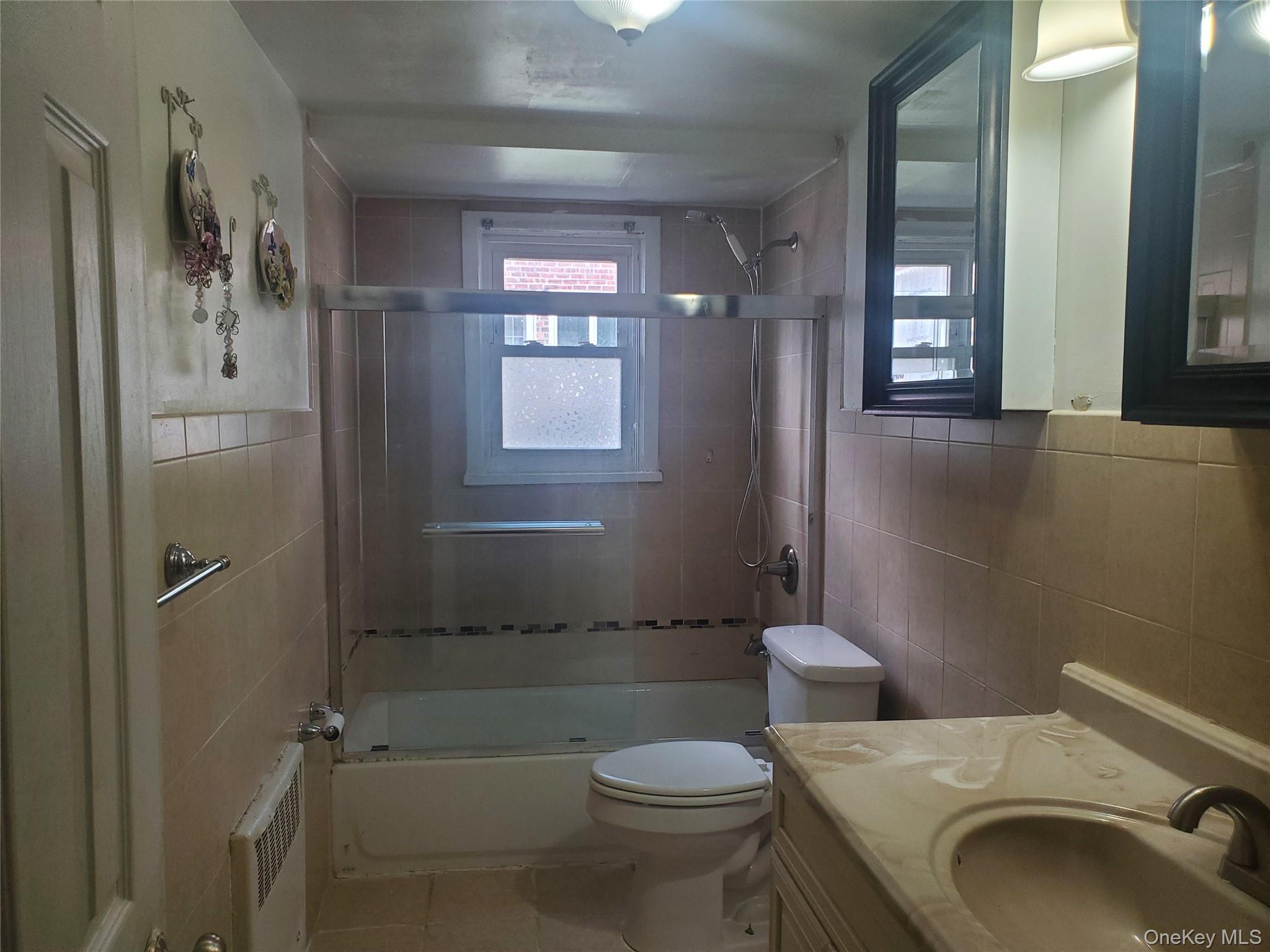 1267 E 58th Street Property Photo 10