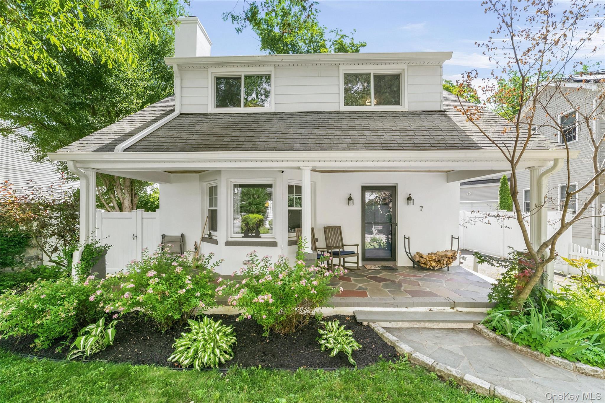 7 Brook Place Property Photo 1
