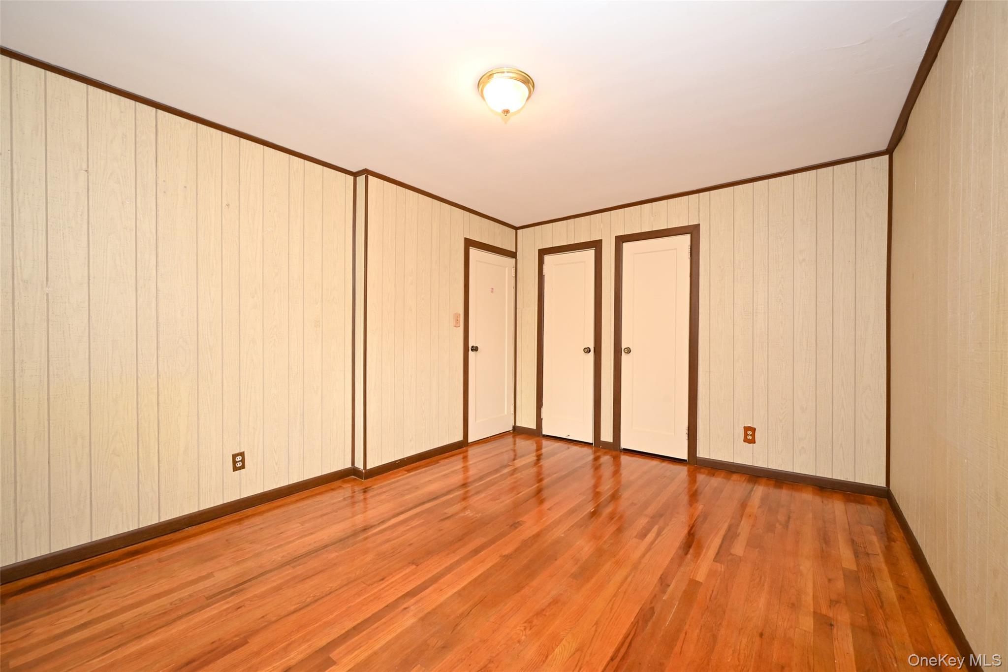 53-19 195th Street Property Photo 11