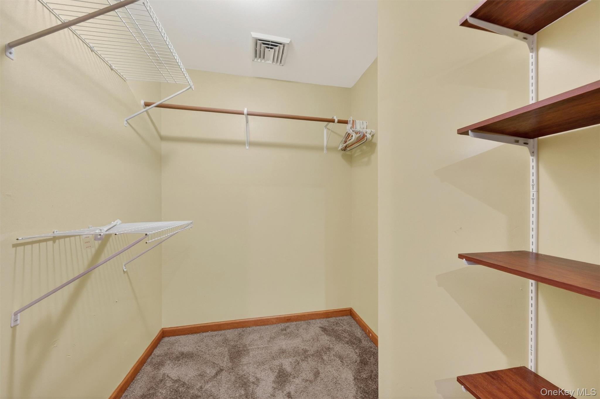 21 Huyler Drive Property Photo 24
