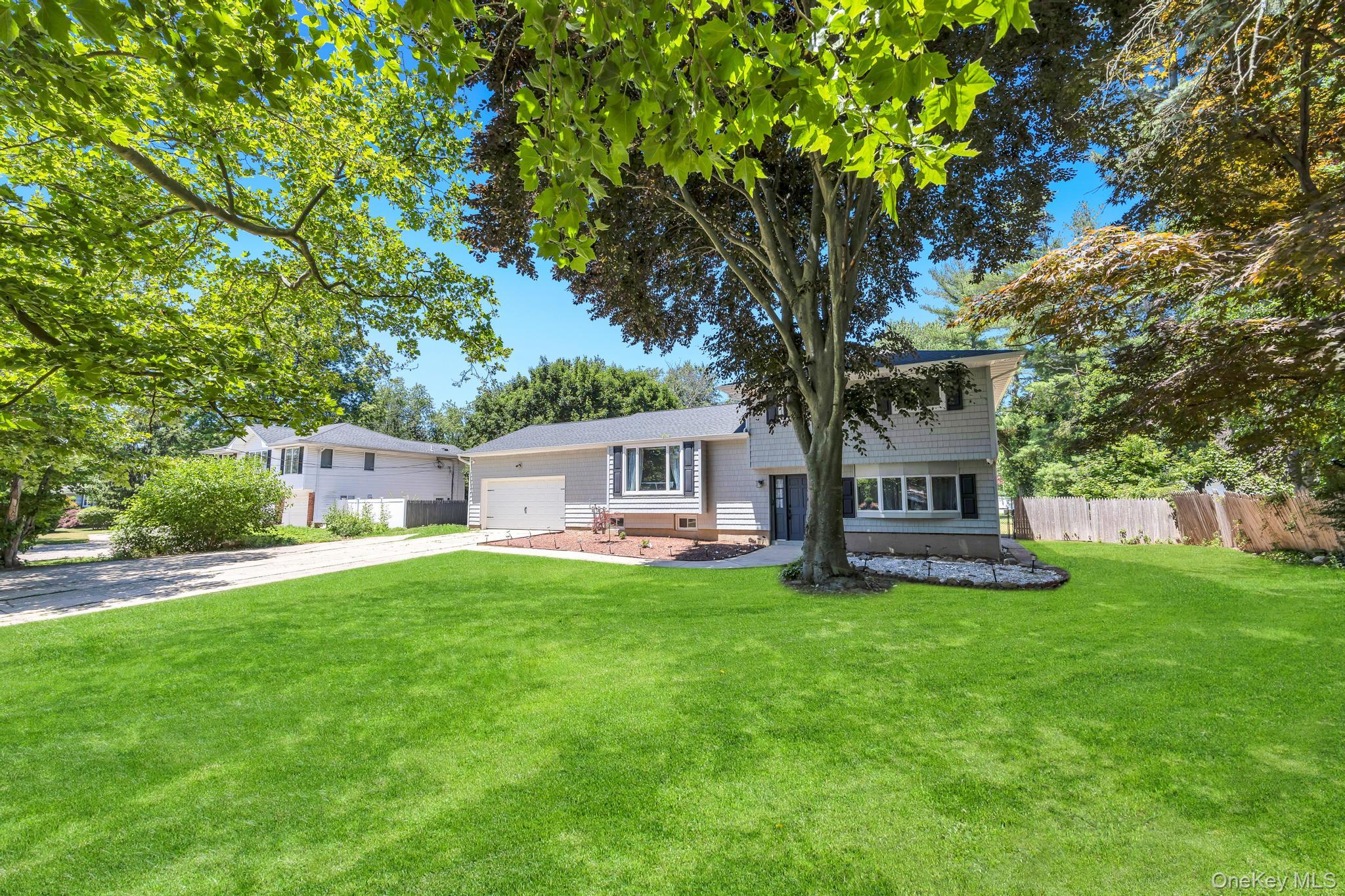 99 Burr Road Property Photo 3