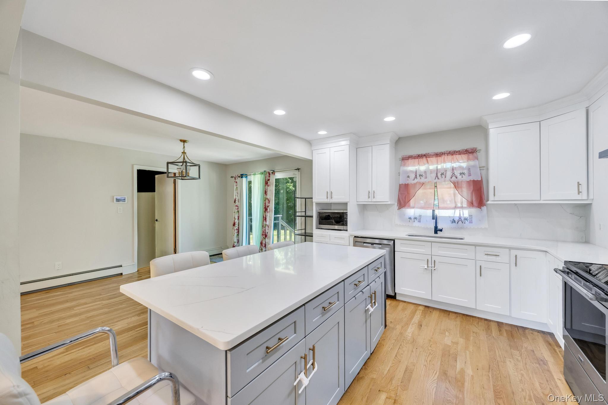 99 Burr Road Property Photo 18
