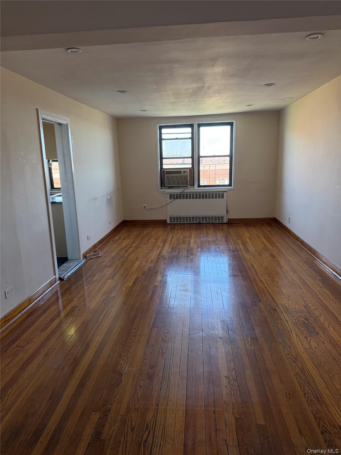 102-18 64th Avenue 6w Property Photo 3