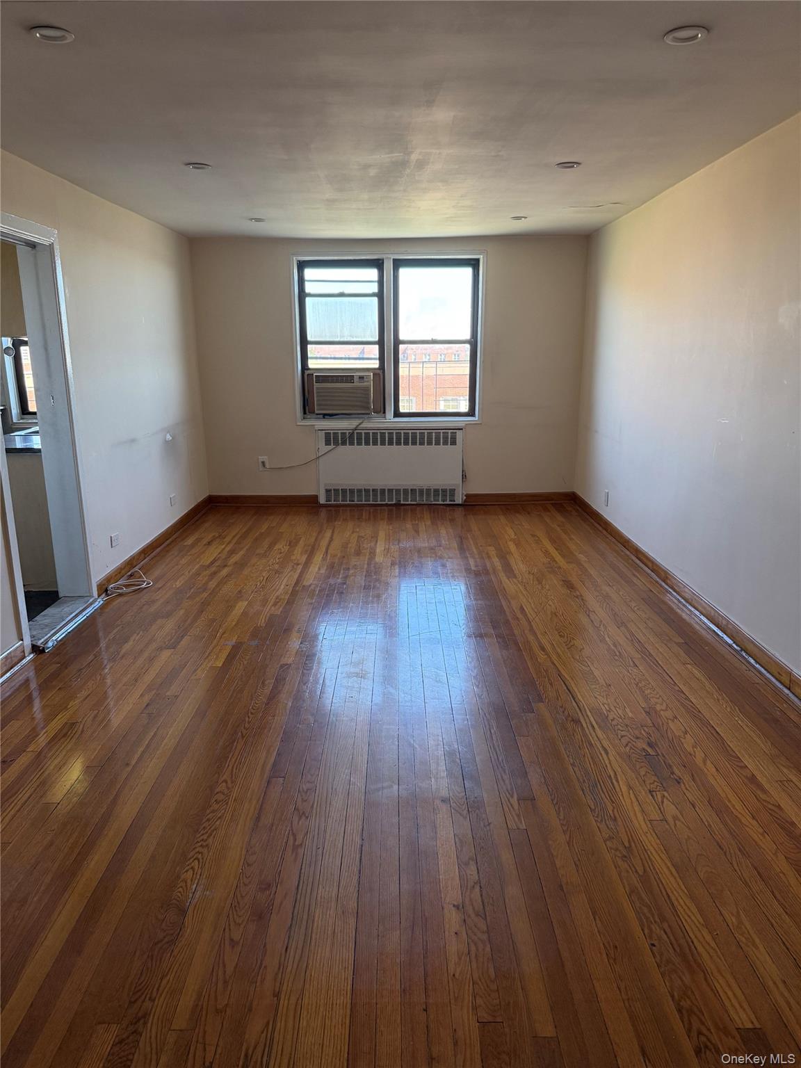 102-18 64th Avenue 6w Property Photo 4