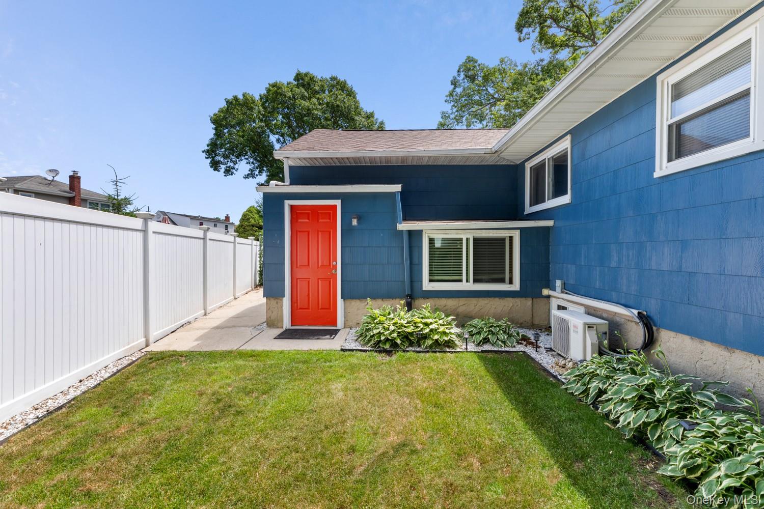 54 Oak Street Property Photo 18