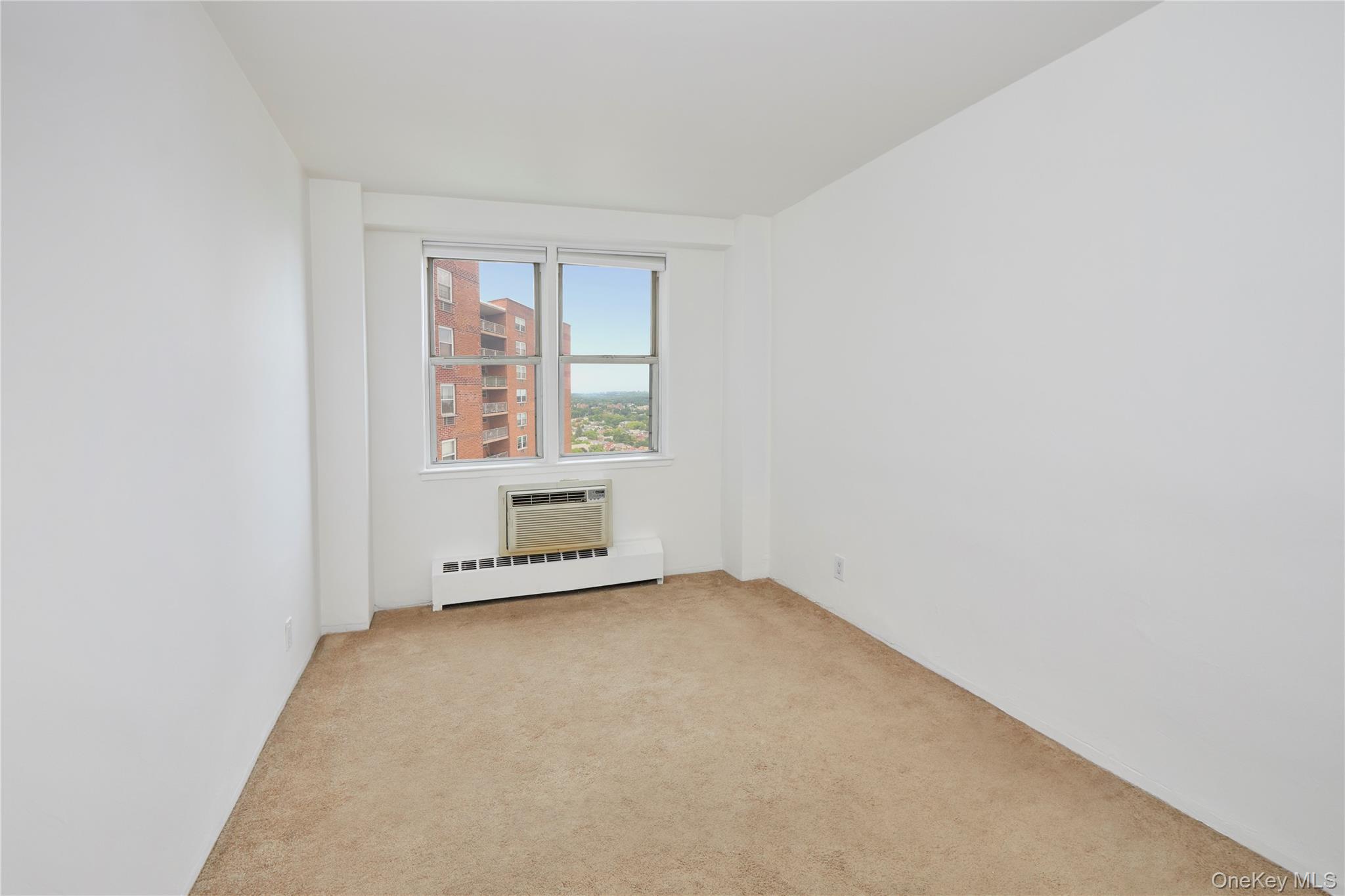 5700 Arlington Avenue 19g Property Photo 6