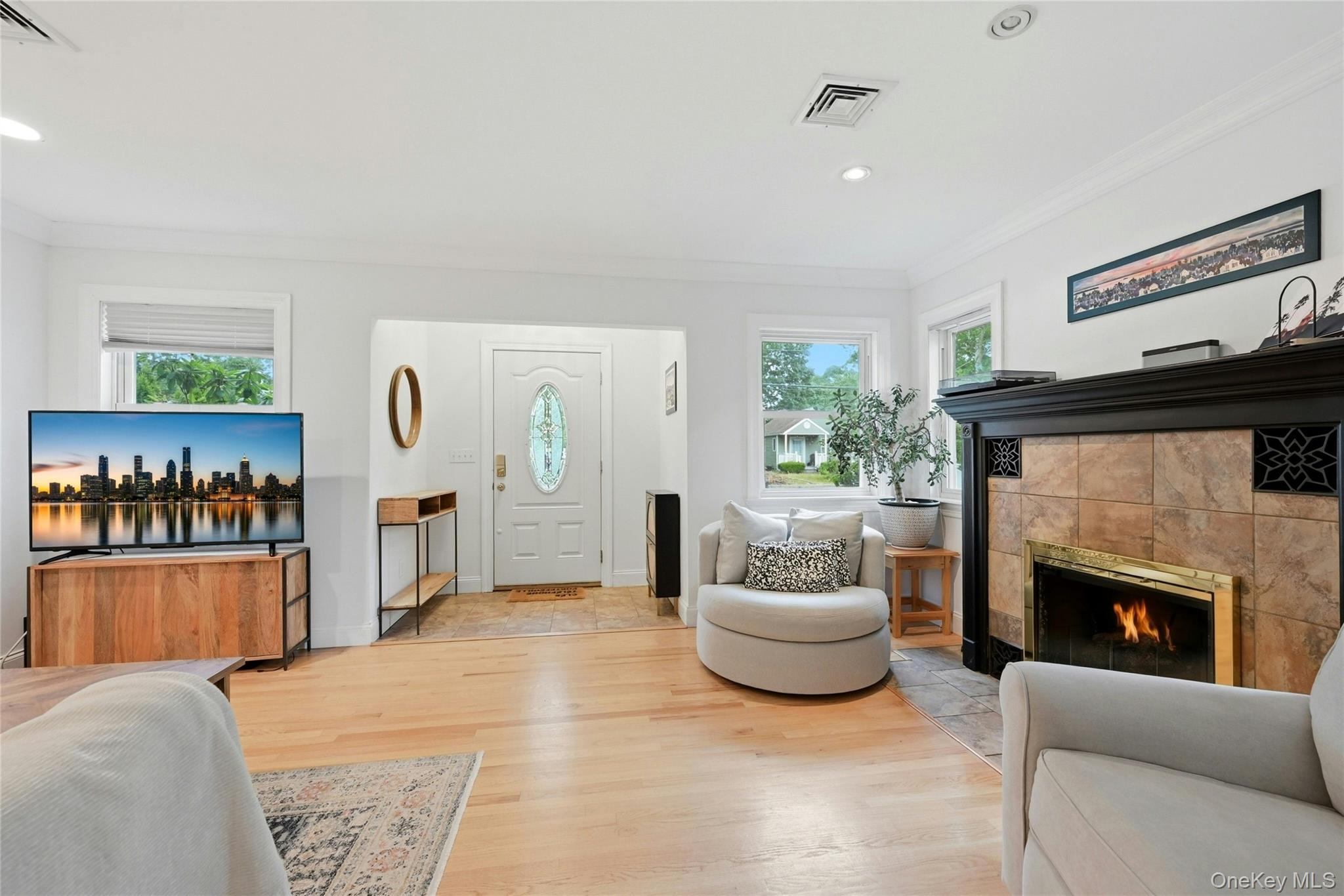 58 Seawanhaka Avenue Property Photo 4