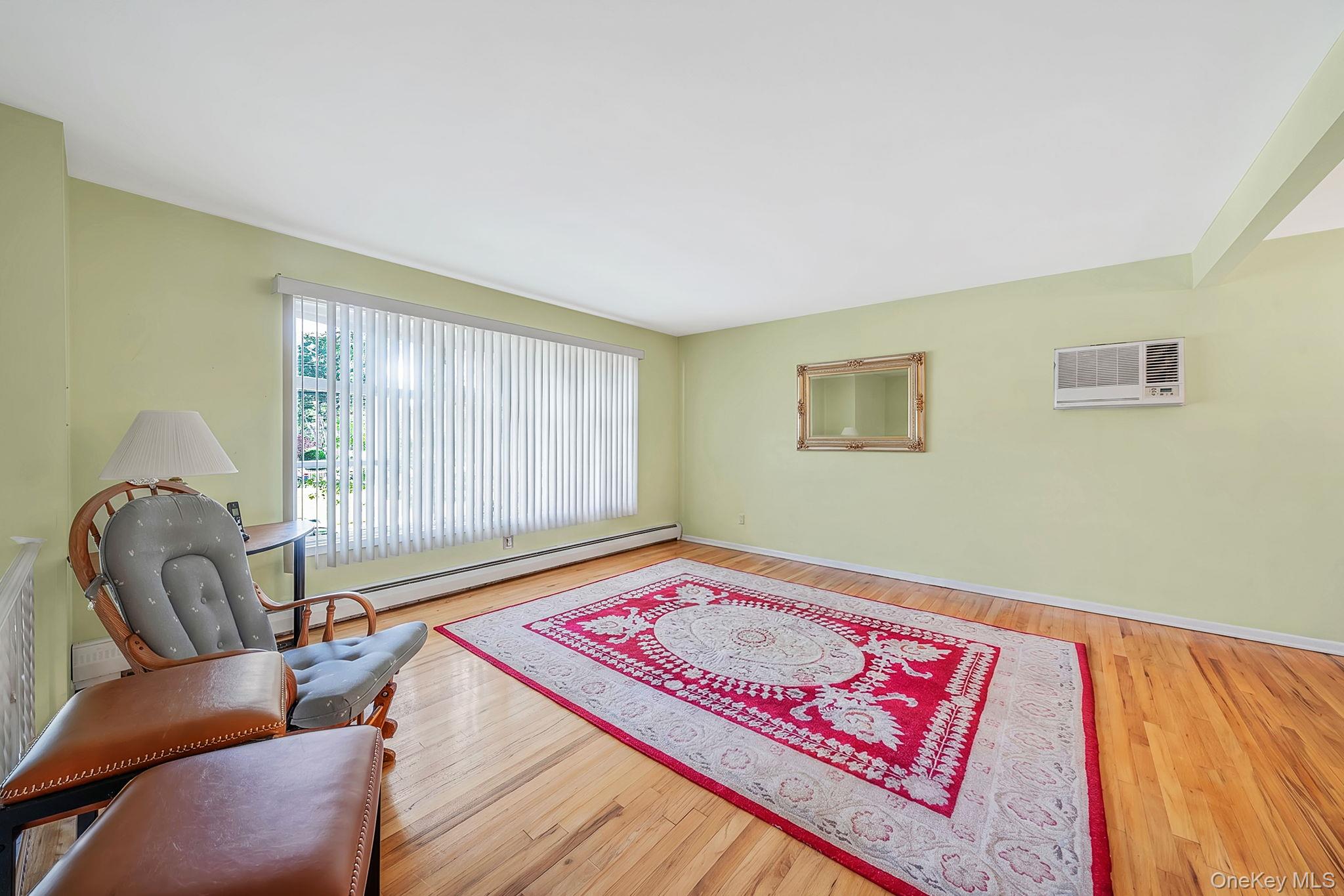 4007 Clark Street Property Photo 6