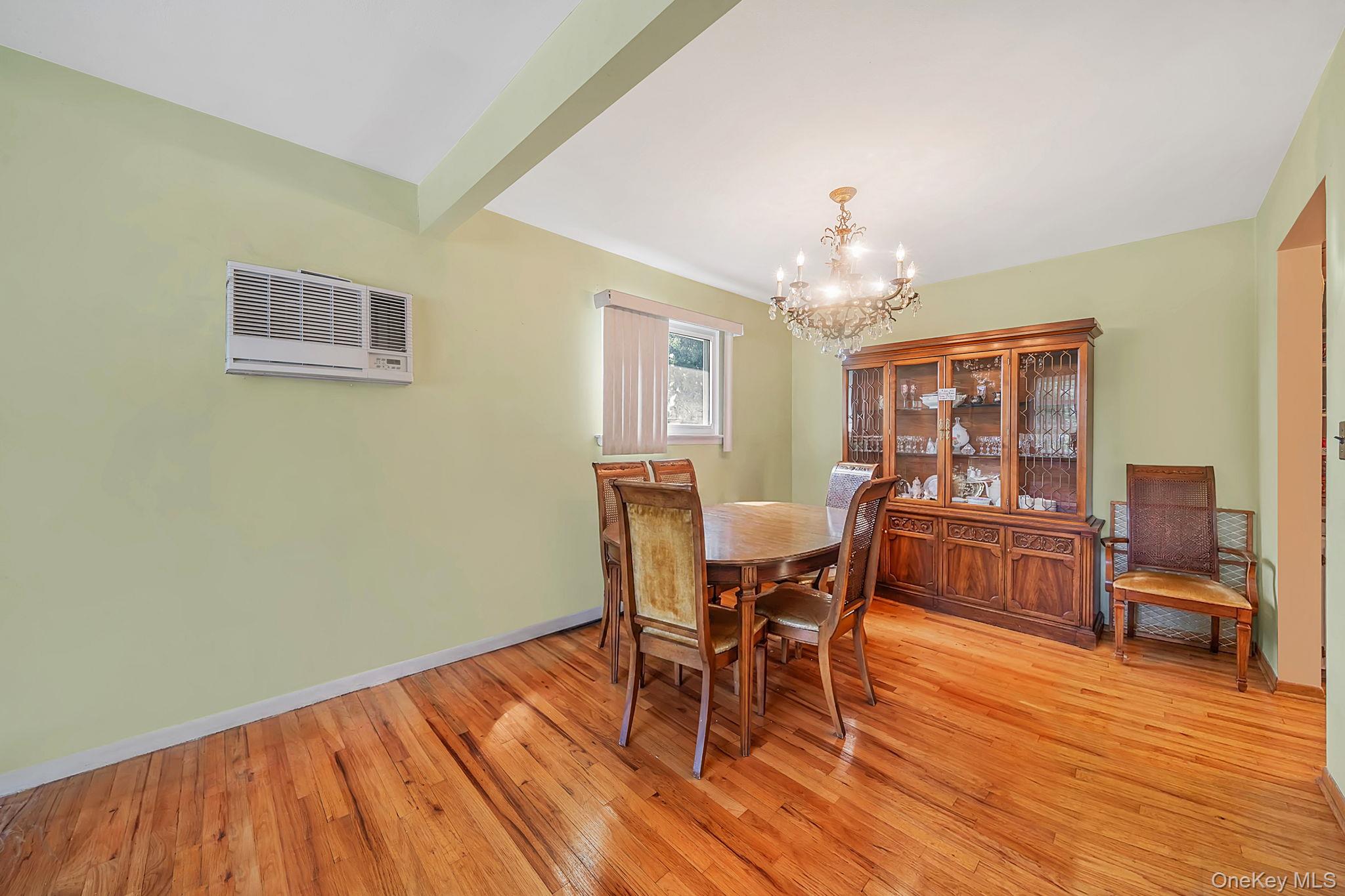 4007 Clark Street Property Photo 8