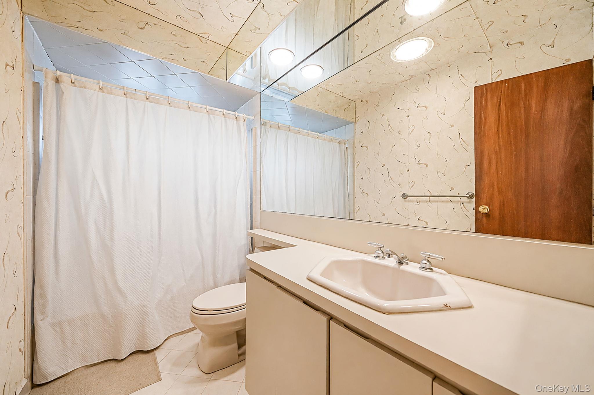 4007 Clark Street Property Photo 11