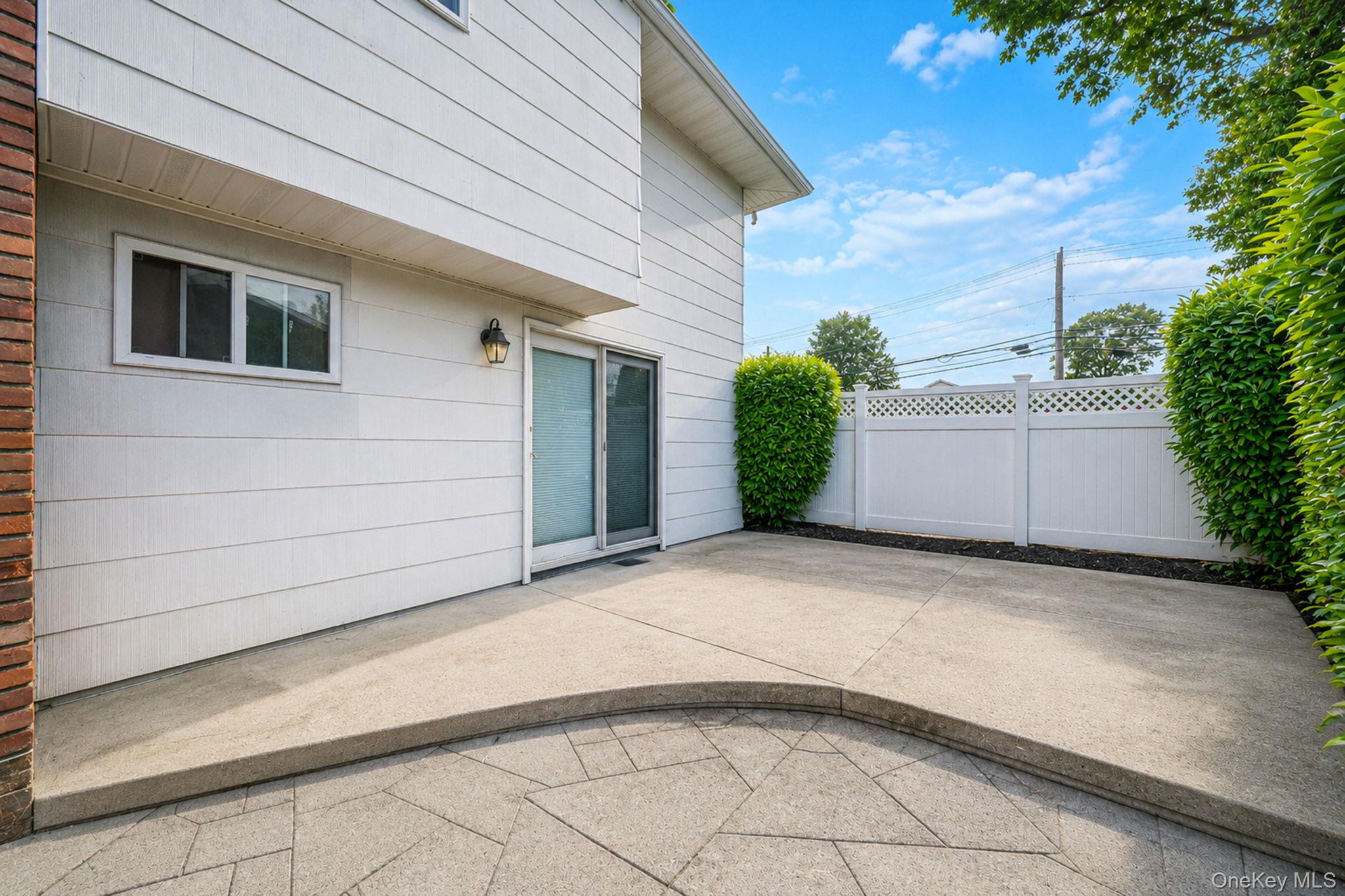 4007 Clark Street Property Photo 19