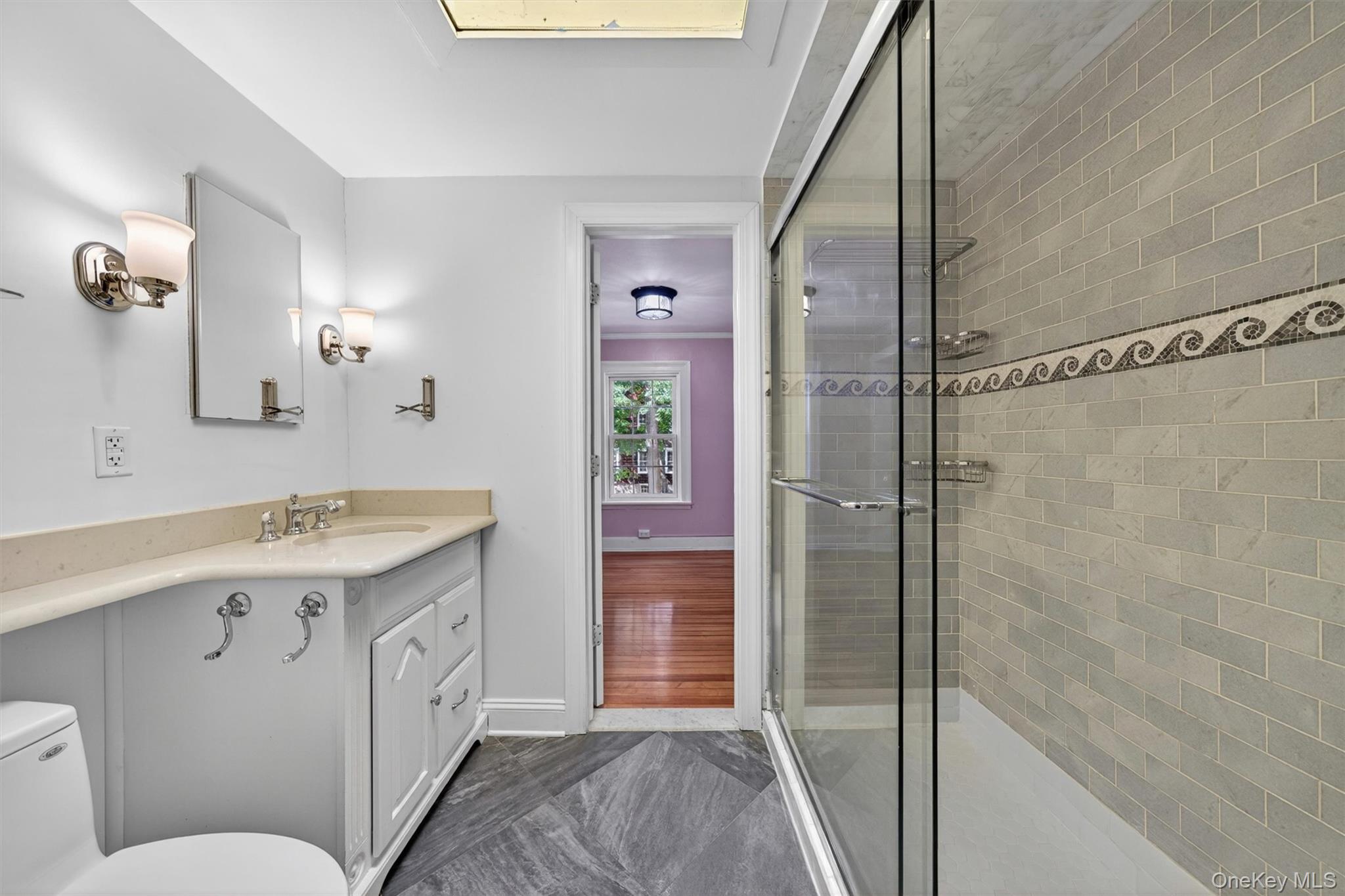 48 South Street Property Photo 27