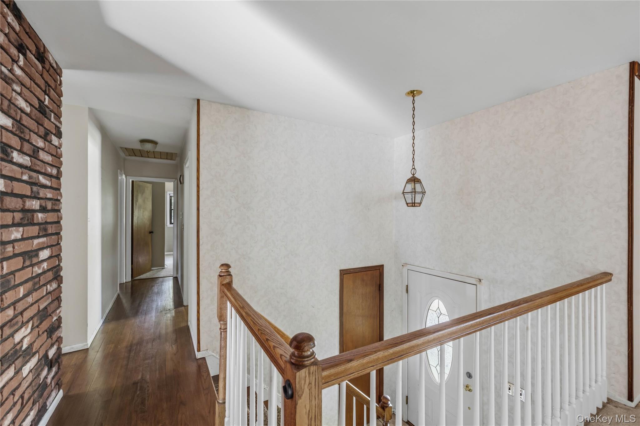 9 Adams Lane Property Photo 16