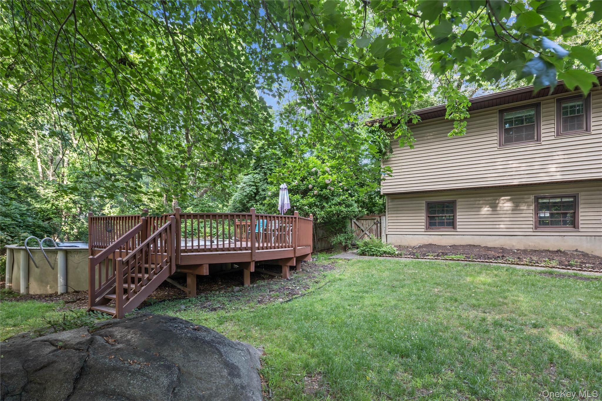 9 Adams Lane Property Photo 34