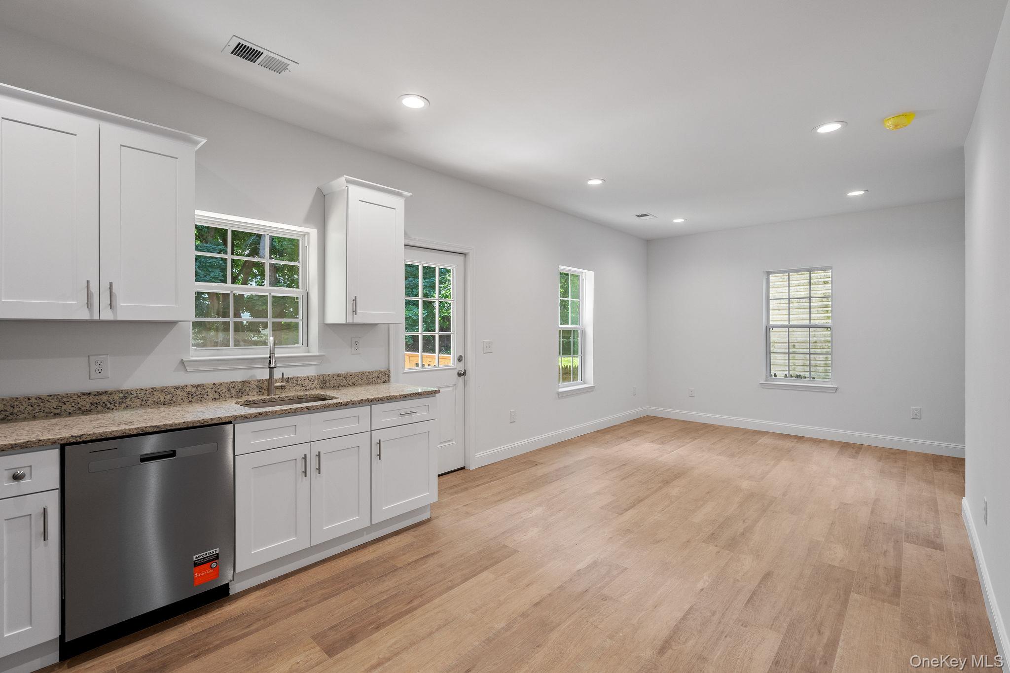 7 Lafayette Street Property Photo 4