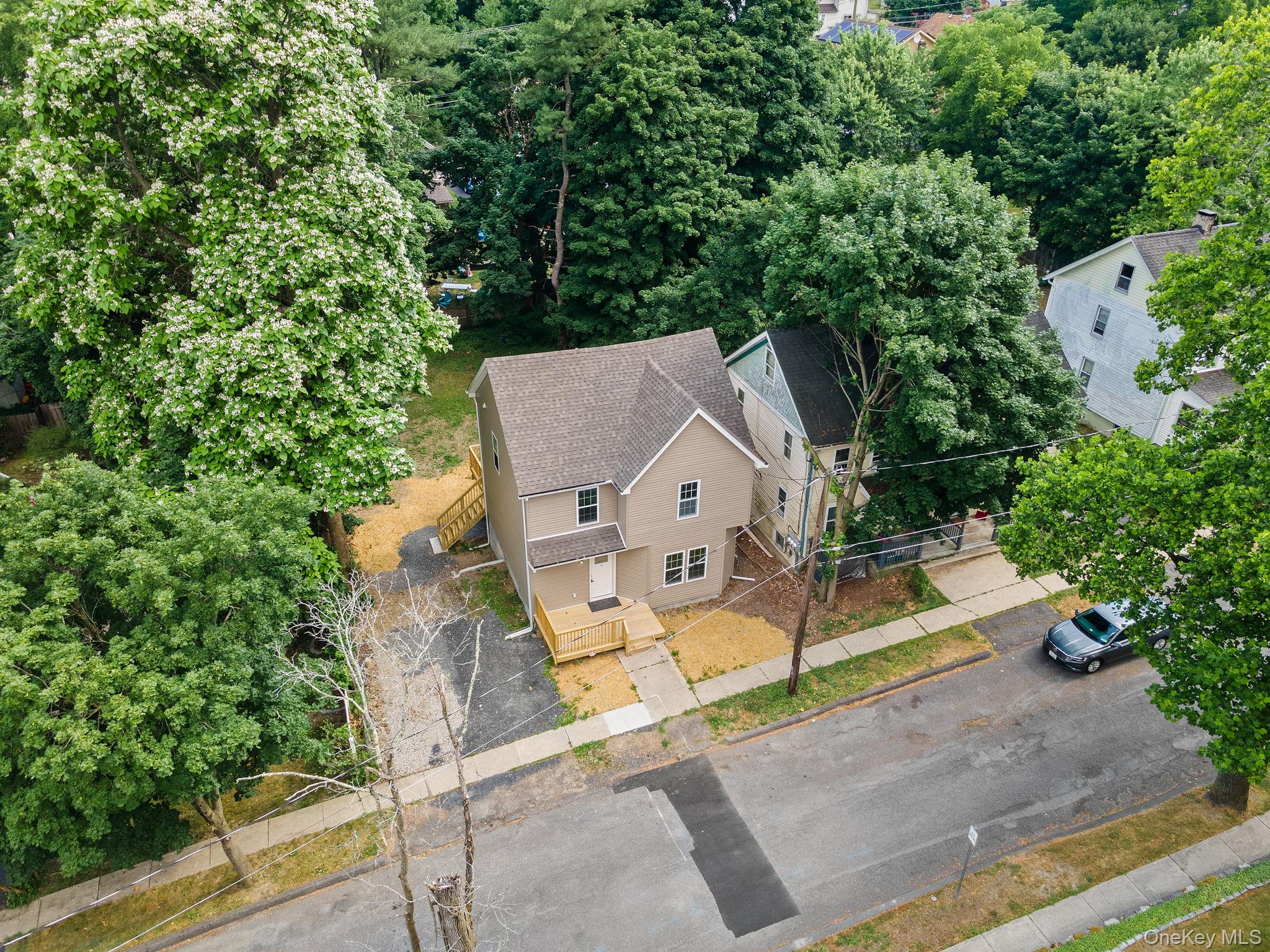 7 Lafayette Street Property Photo 27