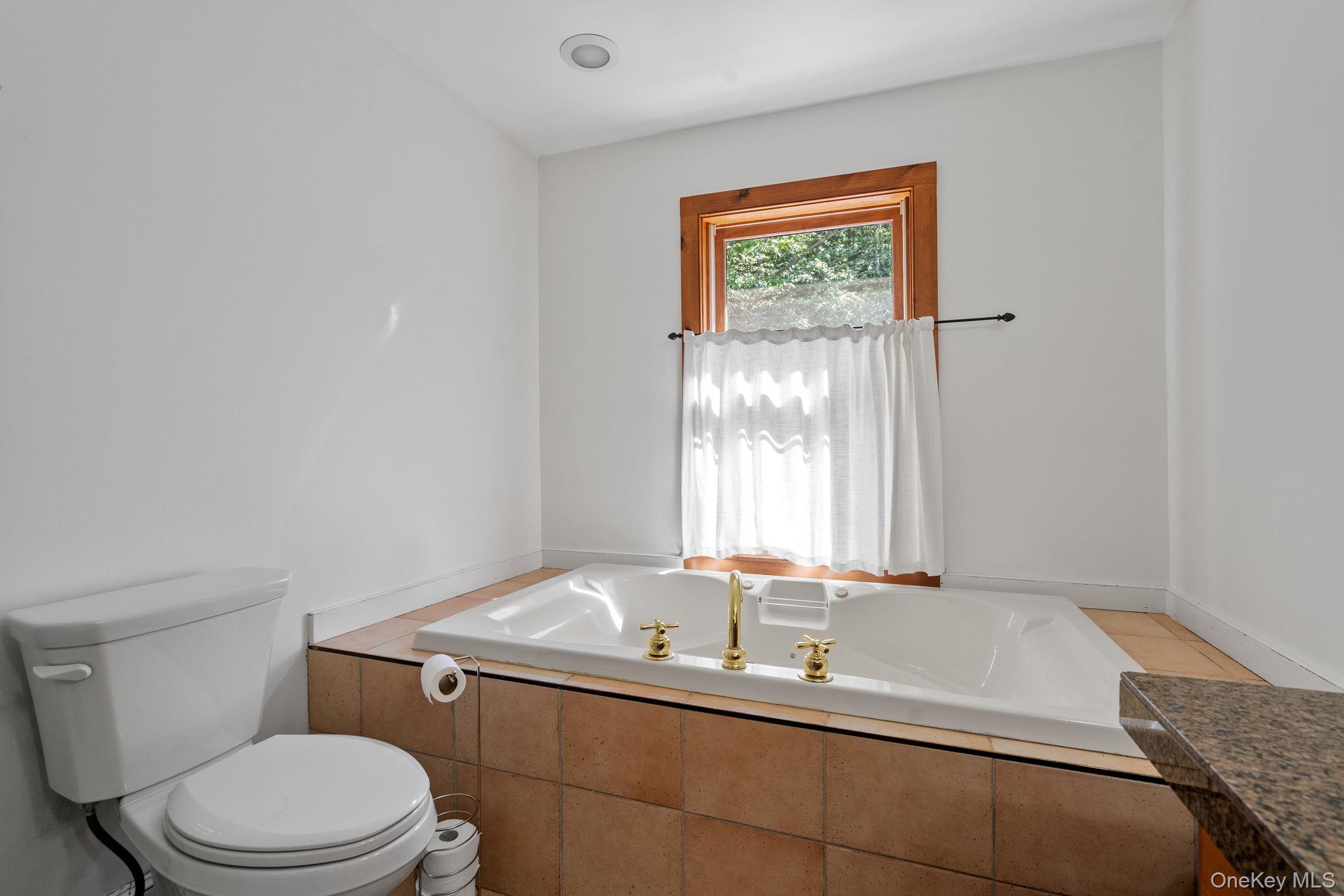 165 Benedict Road Property Photo 22