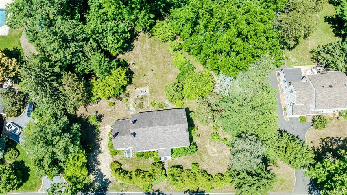 169 W Rogues Path Property Photo 38
