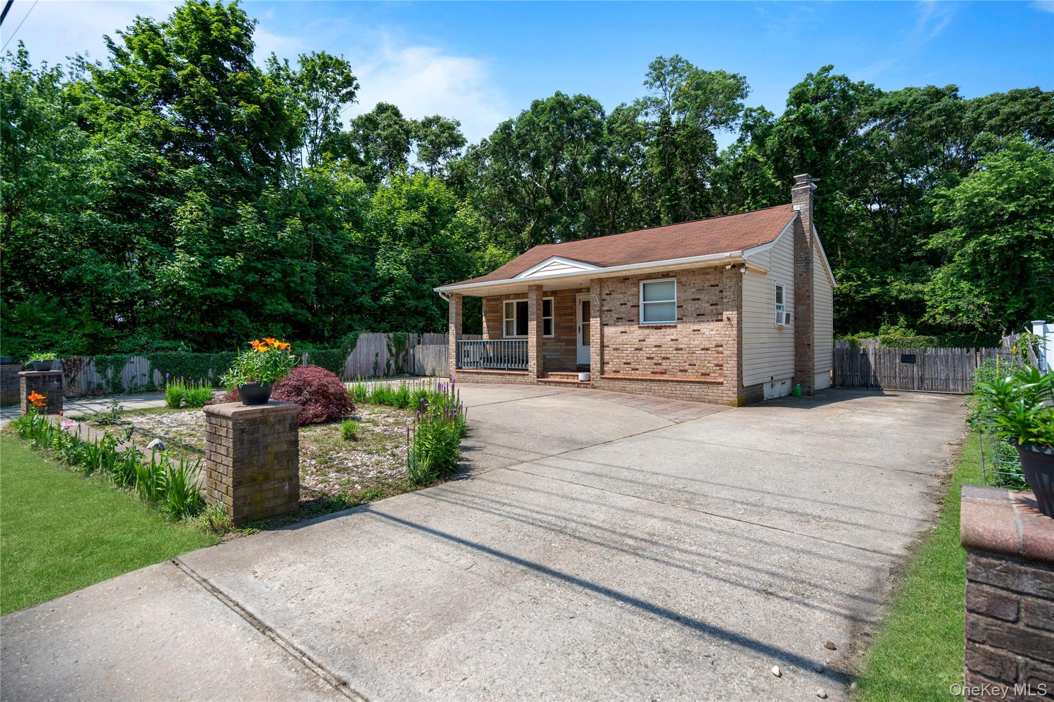 32 Juniper Avenue Property Photo 3