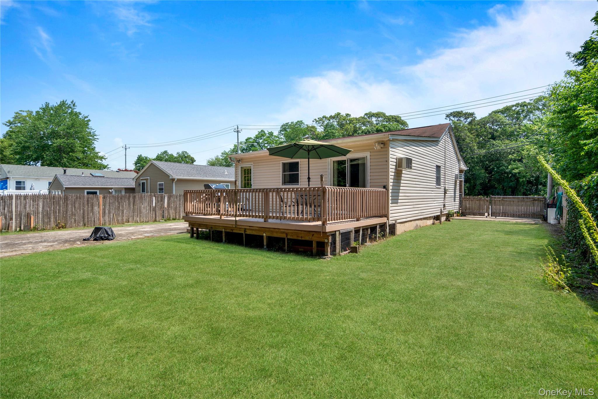 32 Juniper Avenue Property Photo 23
