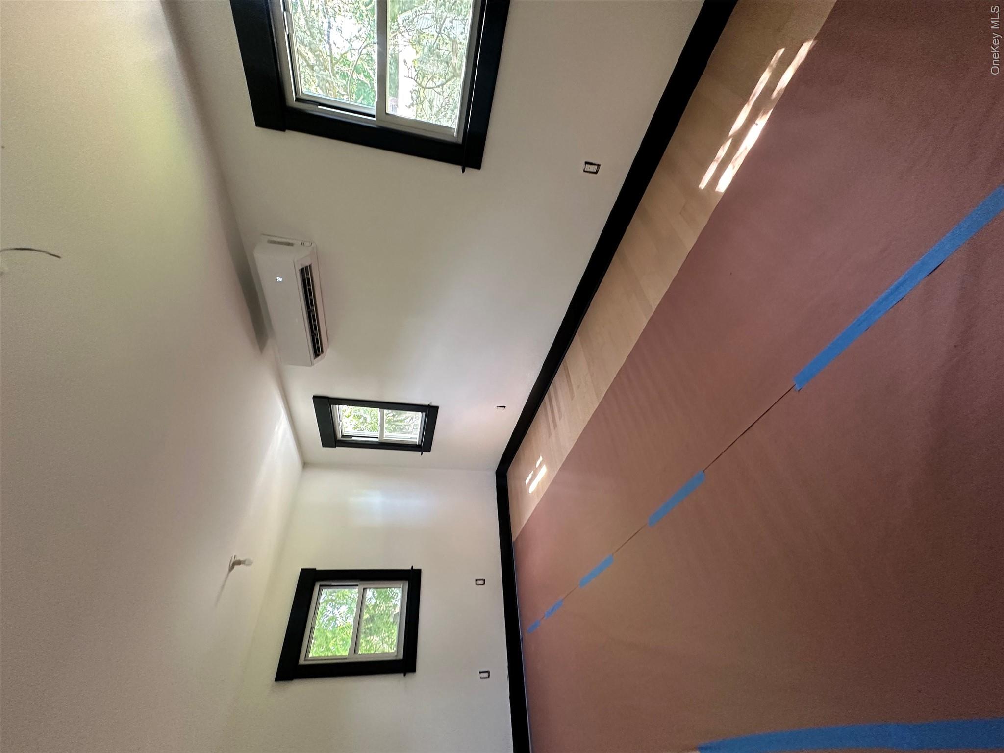 423 Hinman Place Property Photo 15