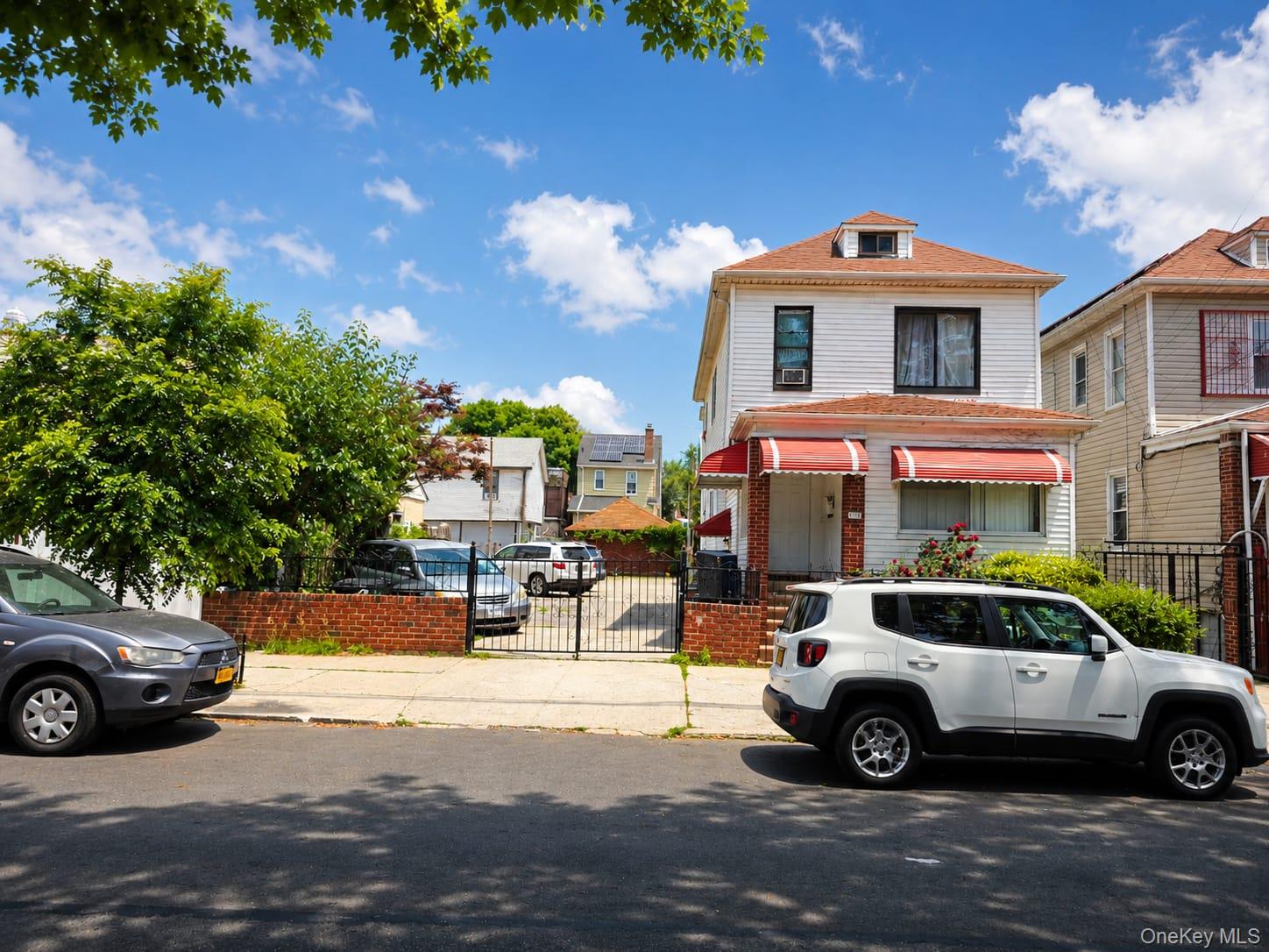 1158 Leland Avenue Property Photo 1