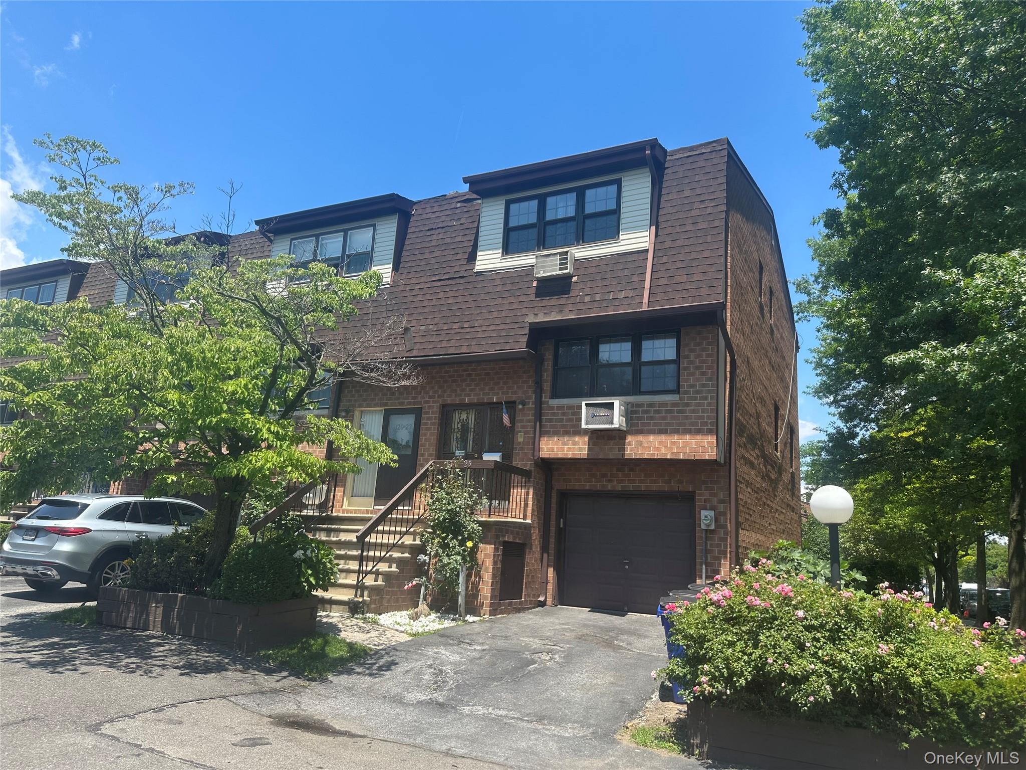 120-25 Ketch Court 35 Property Photo 1