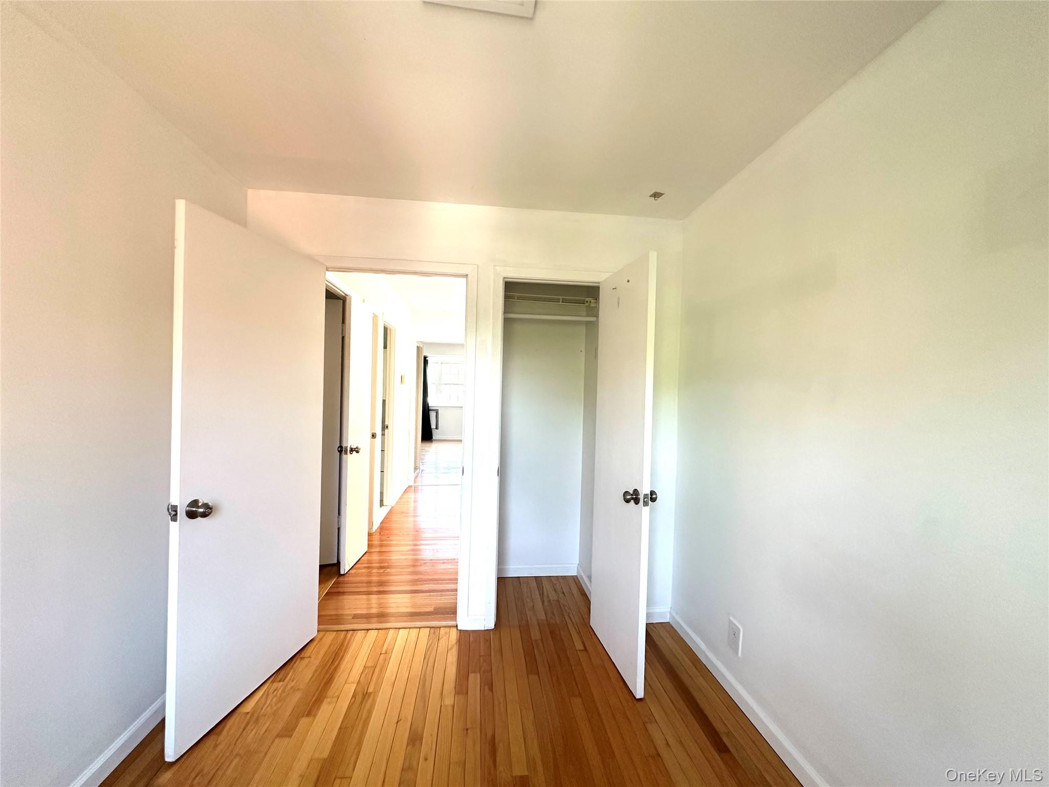 120-25 Ketch Court 35 Property Photo 8