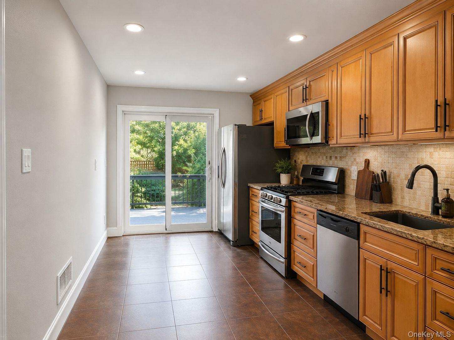 6408 Metropolitan Avenue Property Photo 6