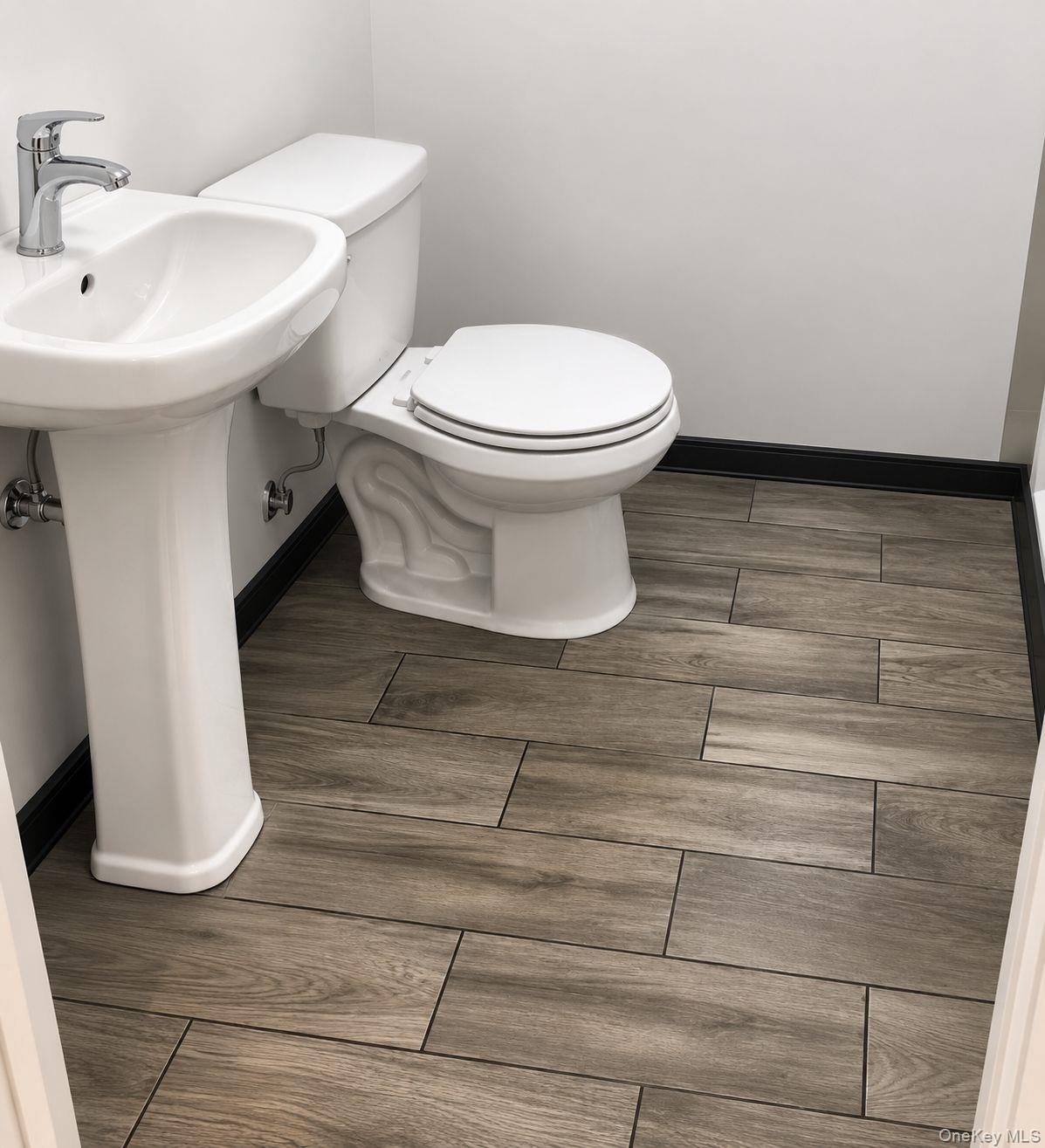 6408 Metropolitan Avenue Property Photo 16