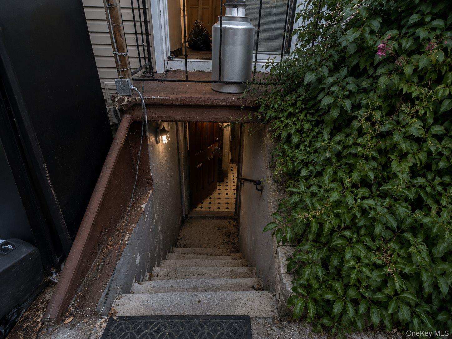 6408 Metropolitan Avenue Property Photo 17