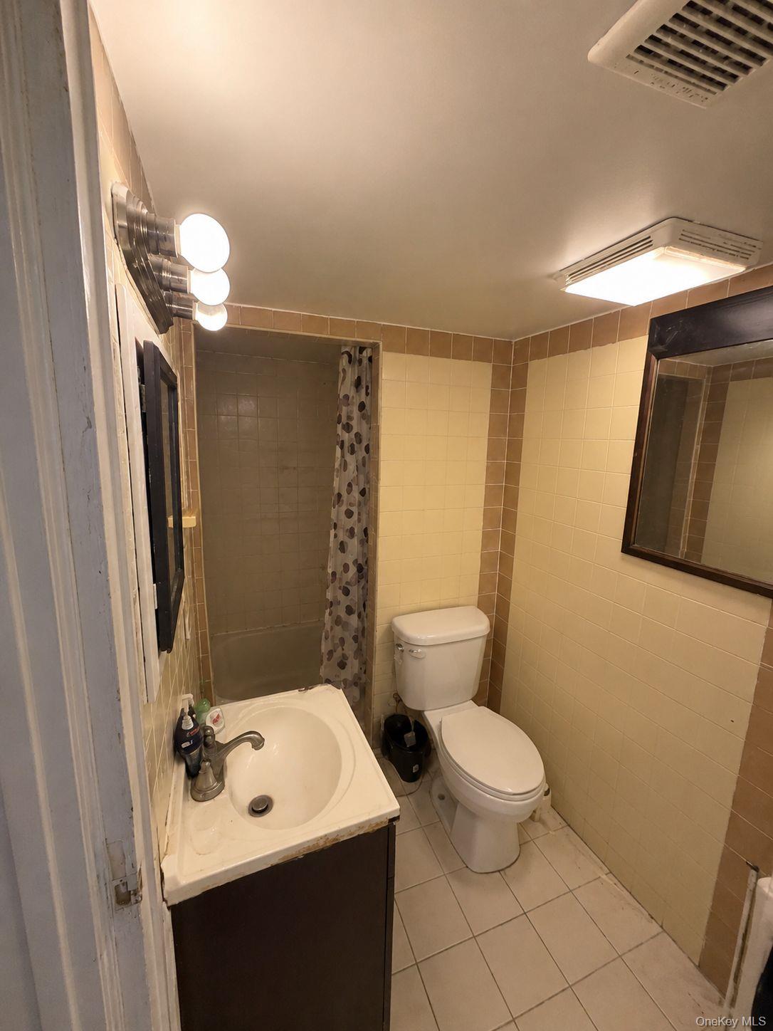 6408 Metropolitan Avenue Property Photo 22