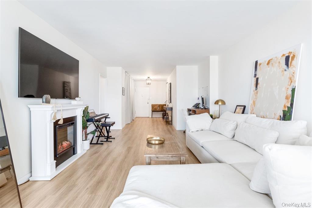 102-30 66 Road 25E Property Photo 1