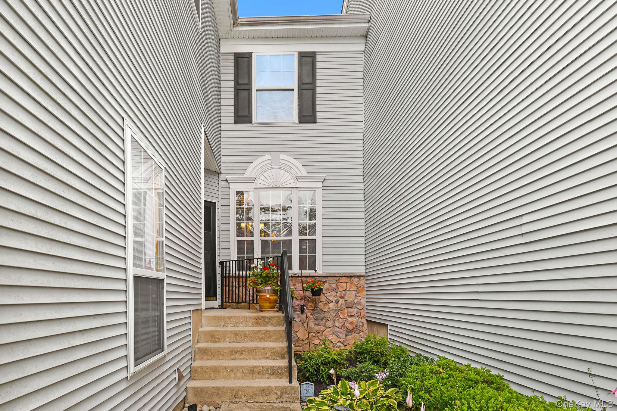 271 Woodlands Drive Property Photo 4