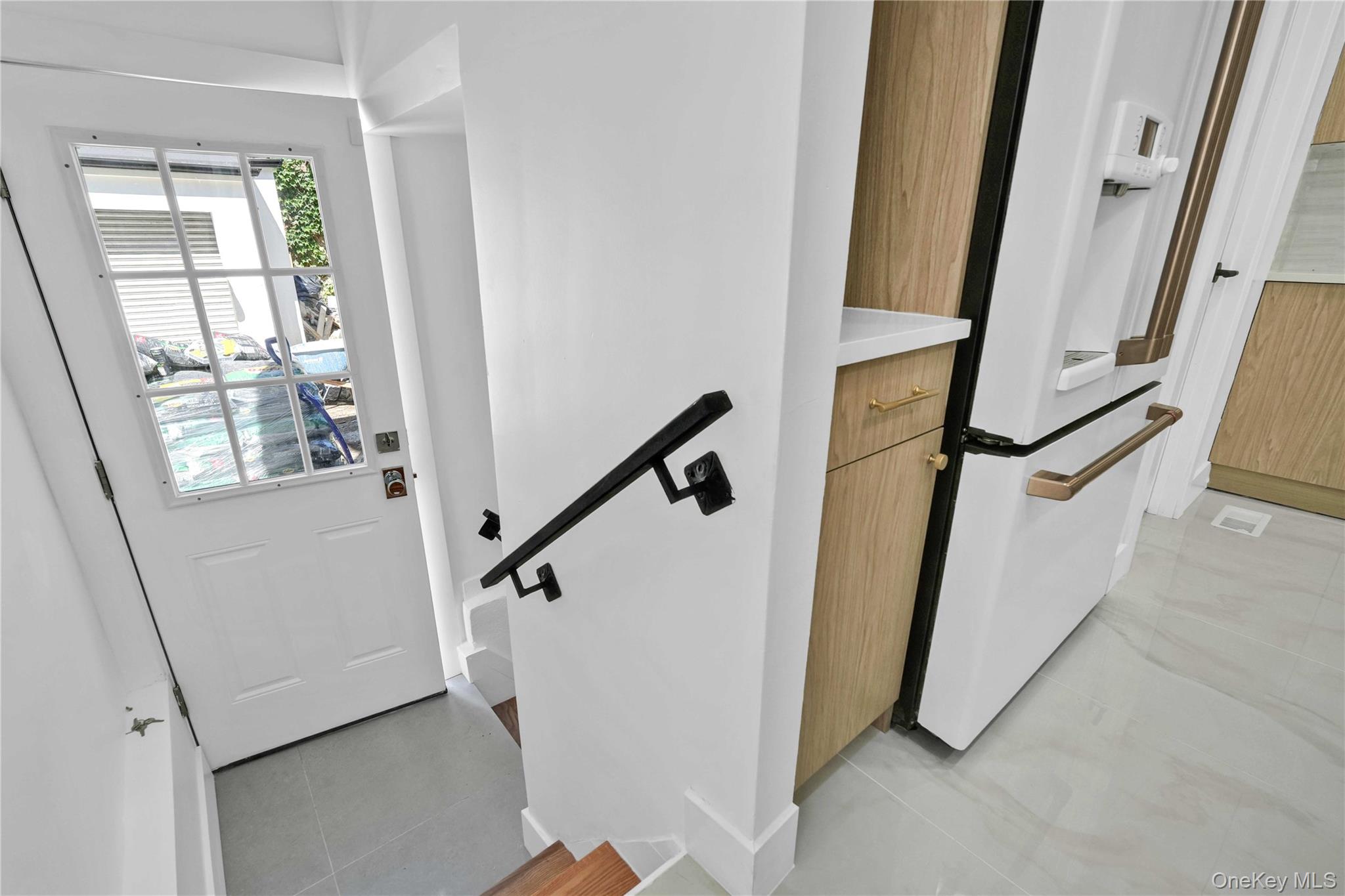 1050 E 31st Street Property Photo 10