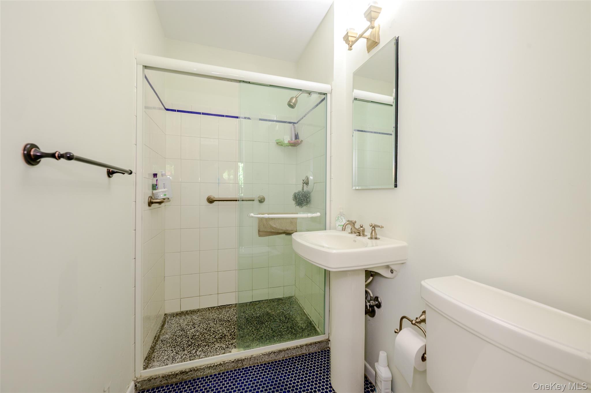 352 Central Avenue 10d Property Photo 9