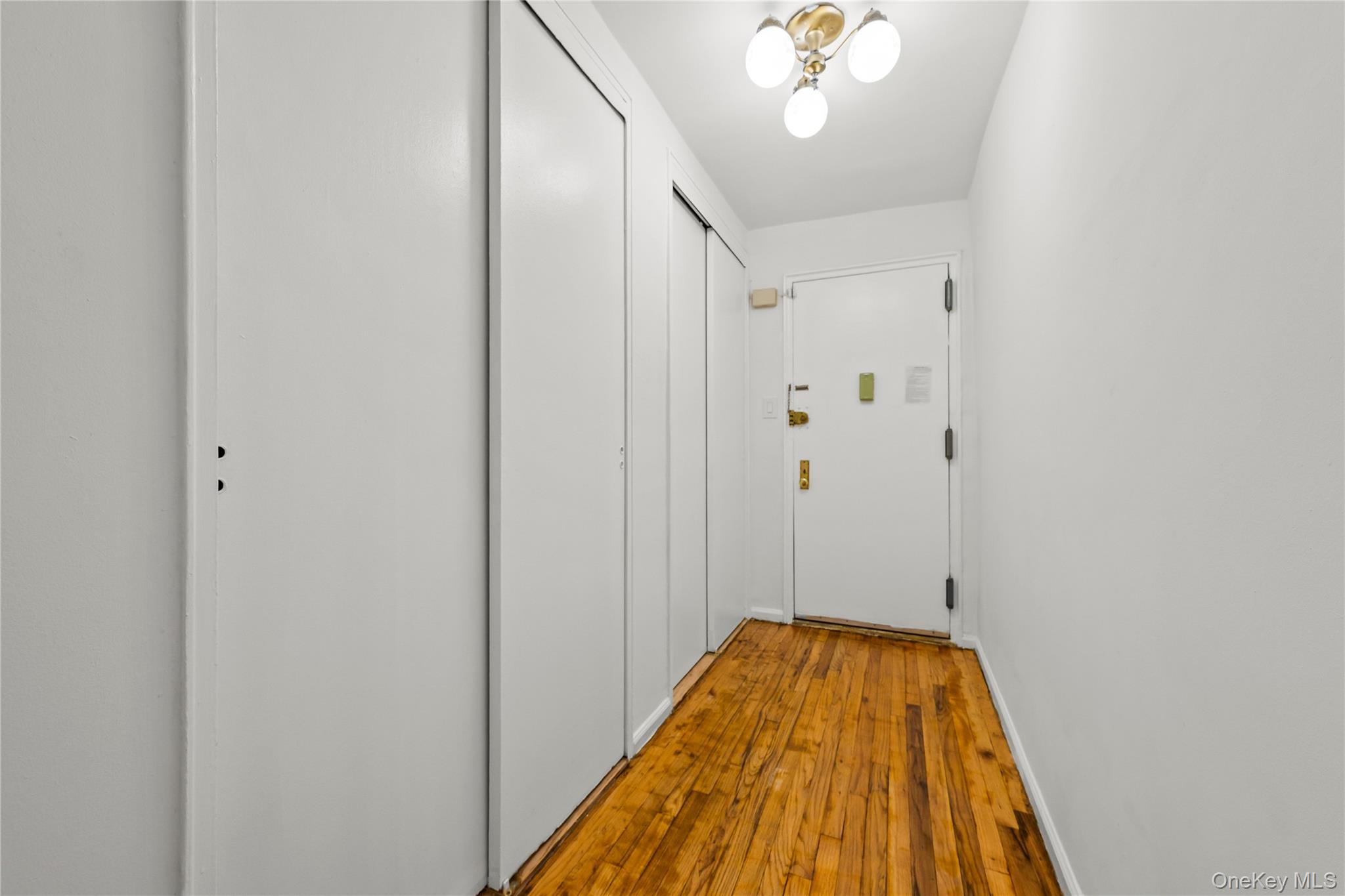 599 E 7th Street 5r Property Photo 15