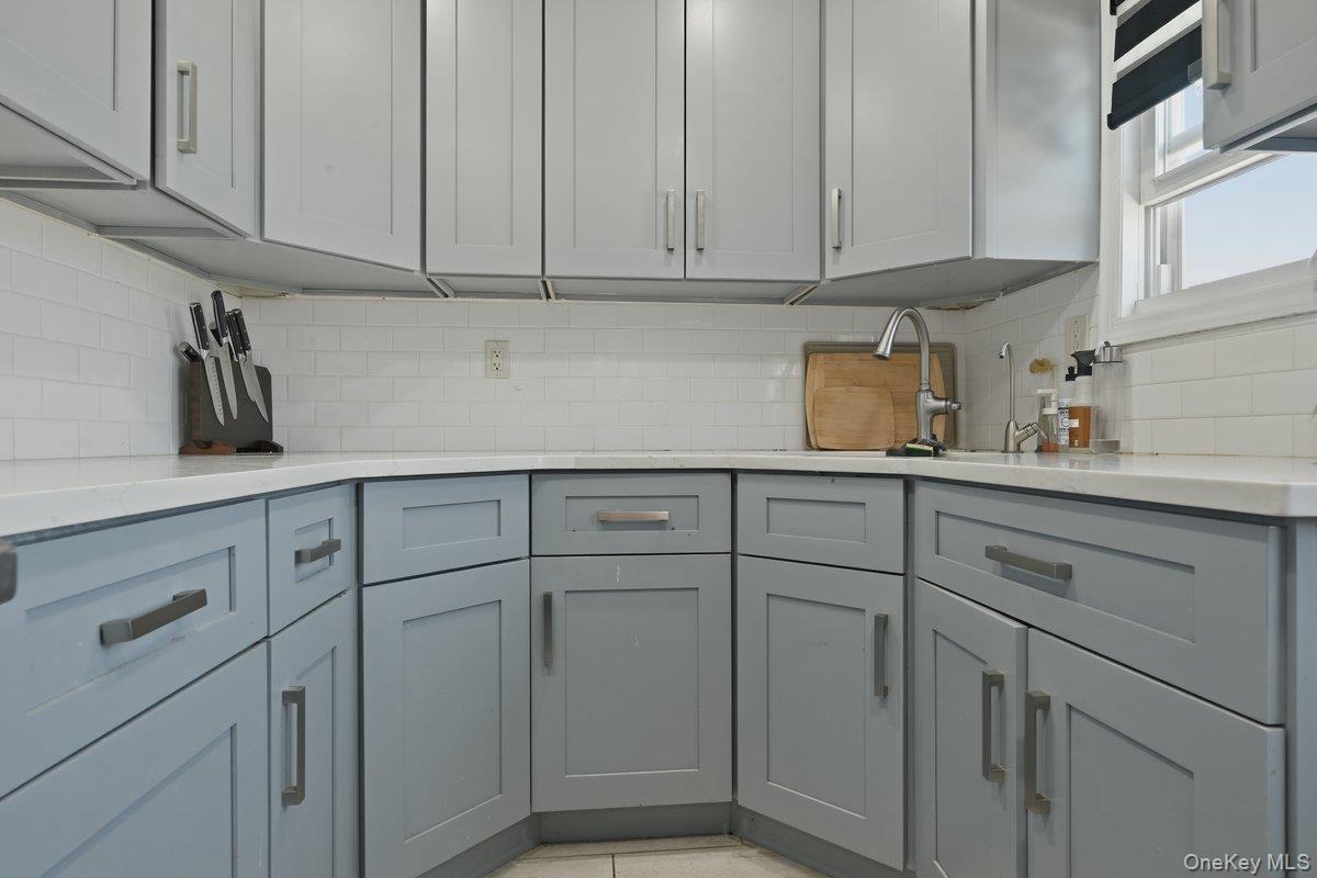 105 N Montague Street Property Photo 7