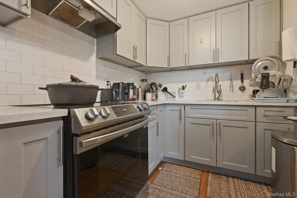 105 N Montague Street Property Photo 17
