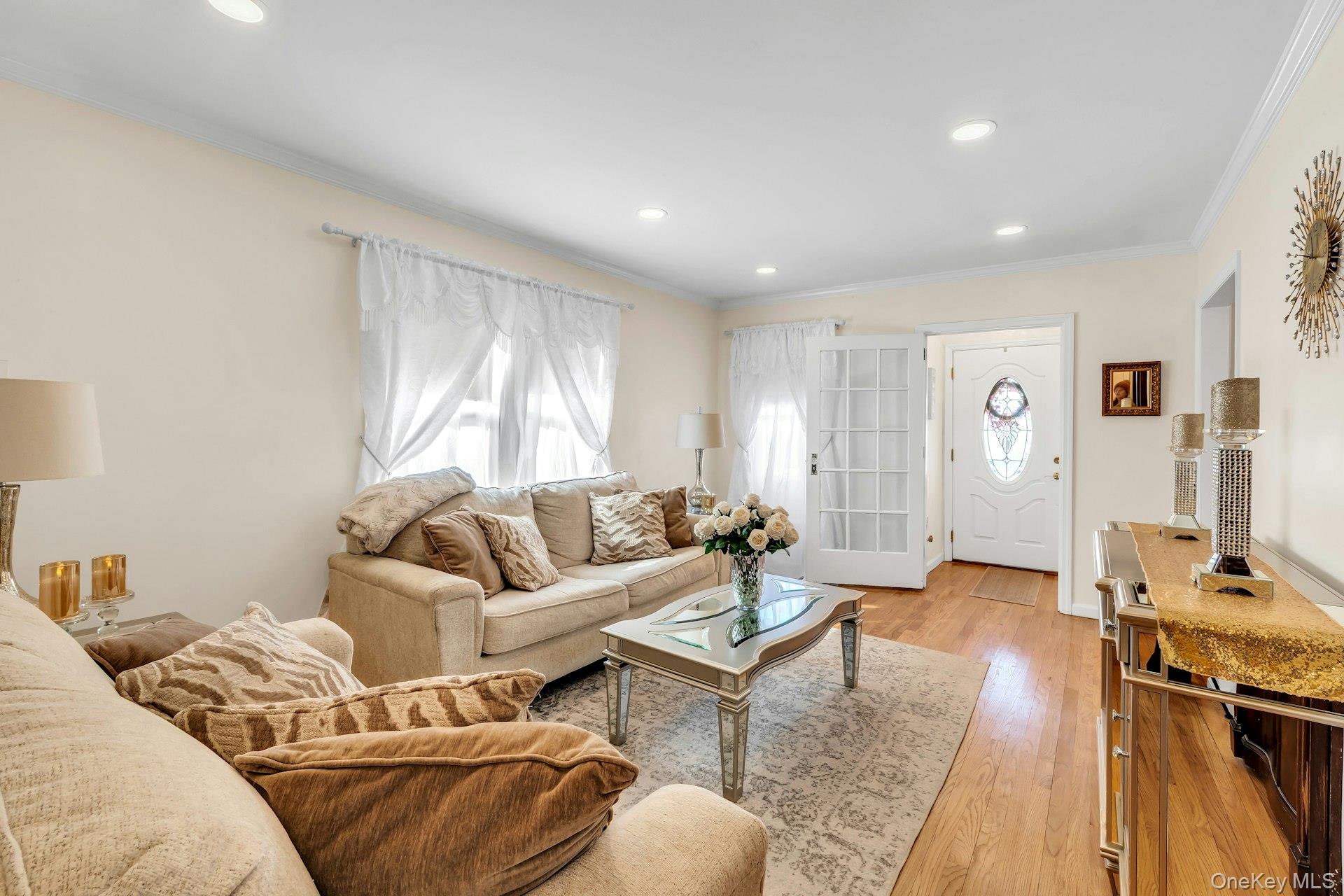 20 Law Street Property Photo 5